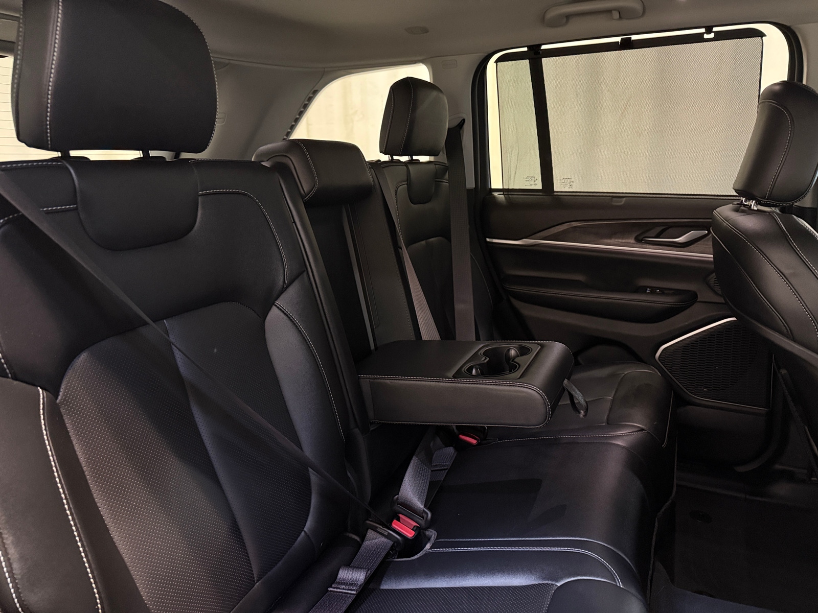 Thumbnail: 2023 Jeep Grand Cherokee - 5