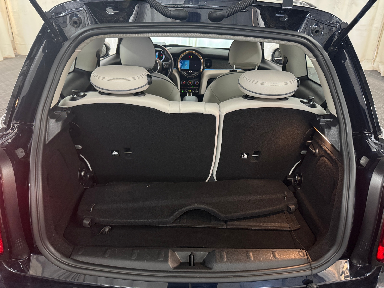Thumbnail: 2024 MINI Cooper Hardtop - 6