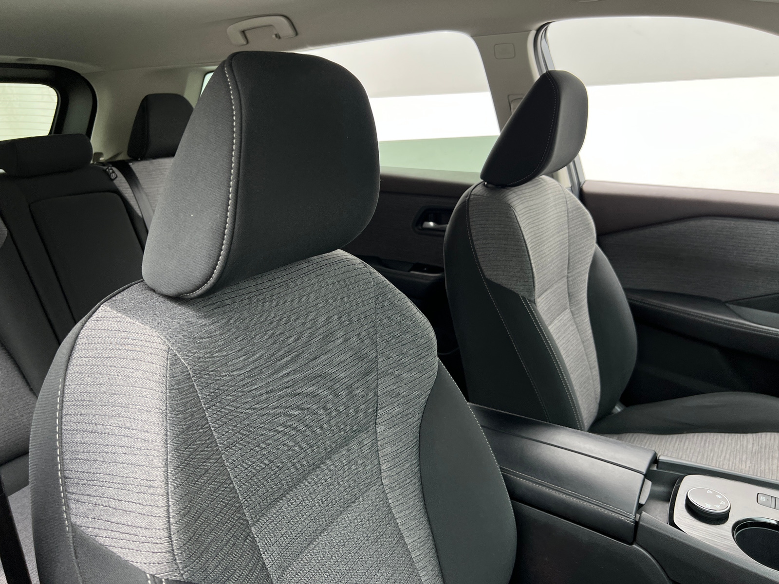 Thumbnail: 2023 Nissan Rogue - 2