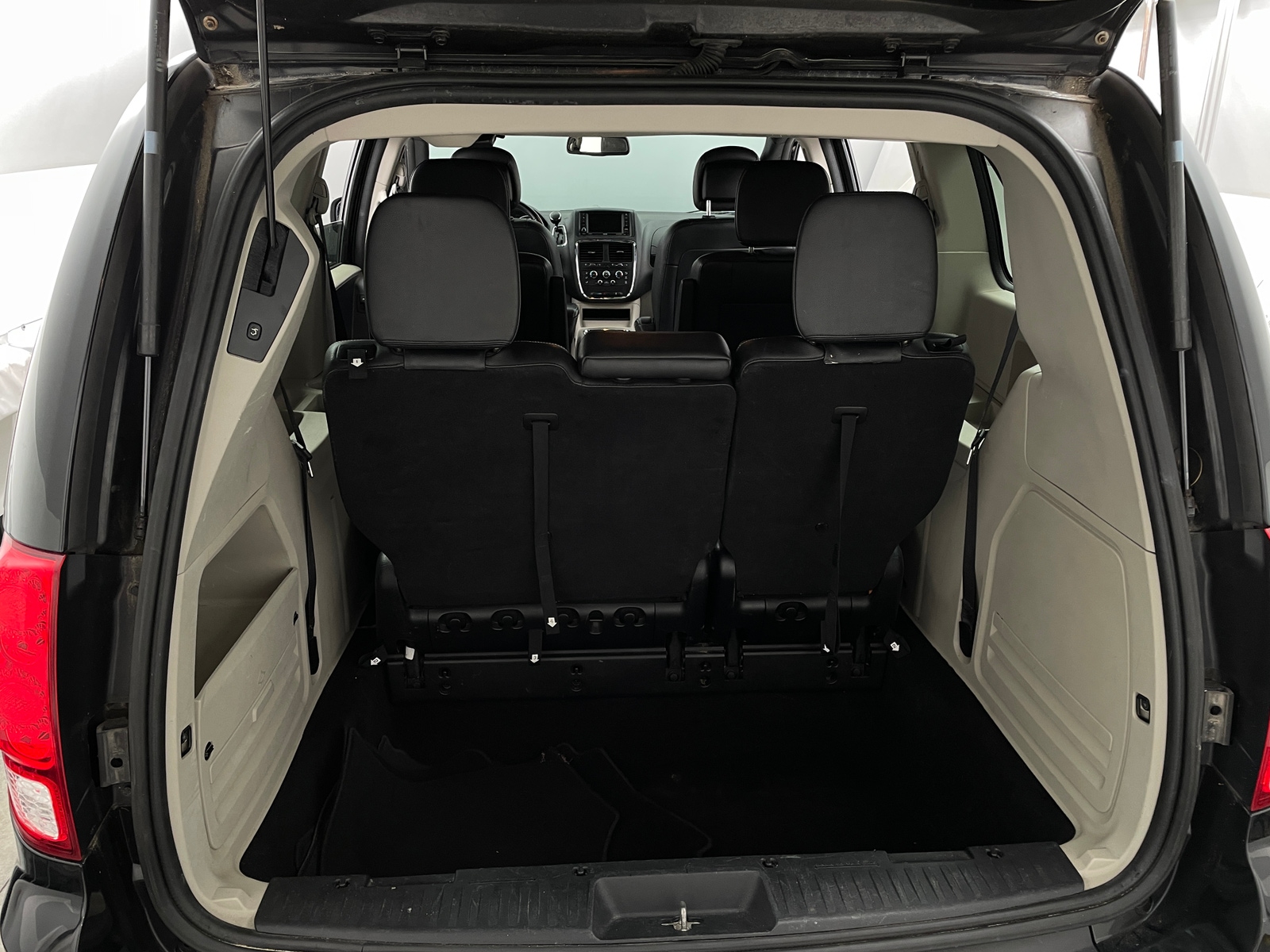 Thumbnail: 2019 Dodge Grand Caravan - 7
