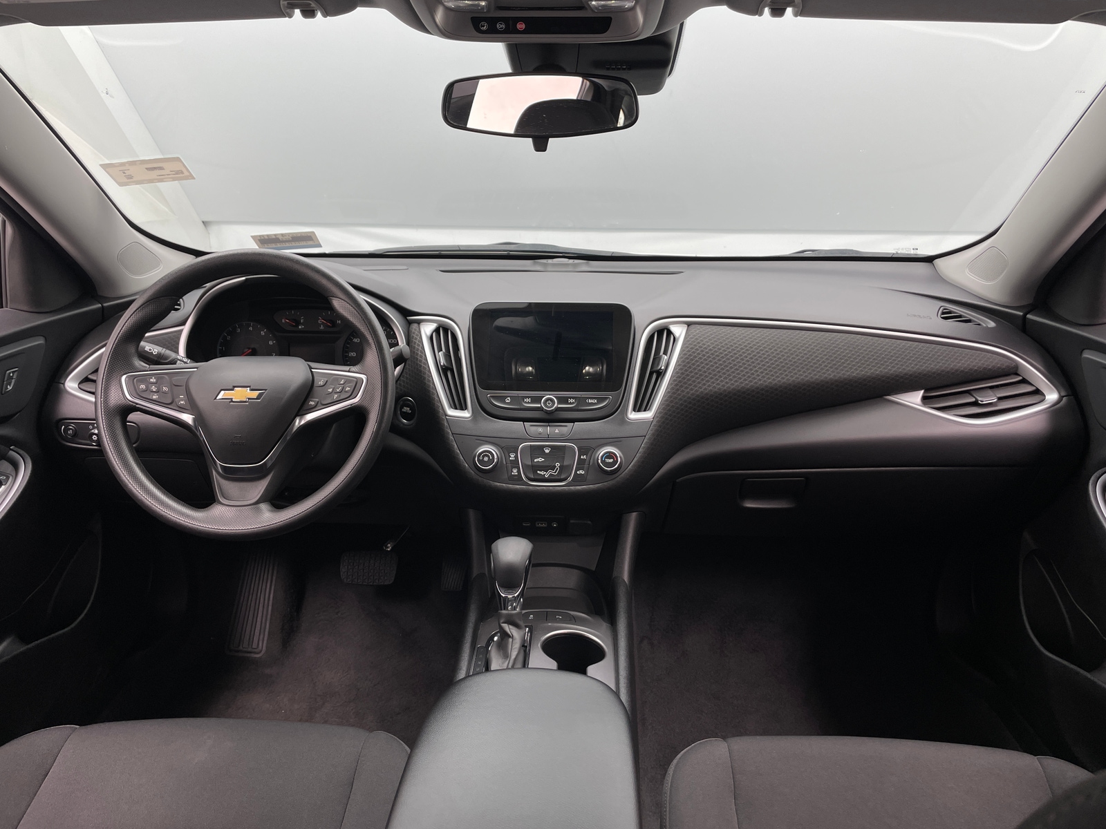 Thumbnail: 2024 Chevrolet Malibu - 3