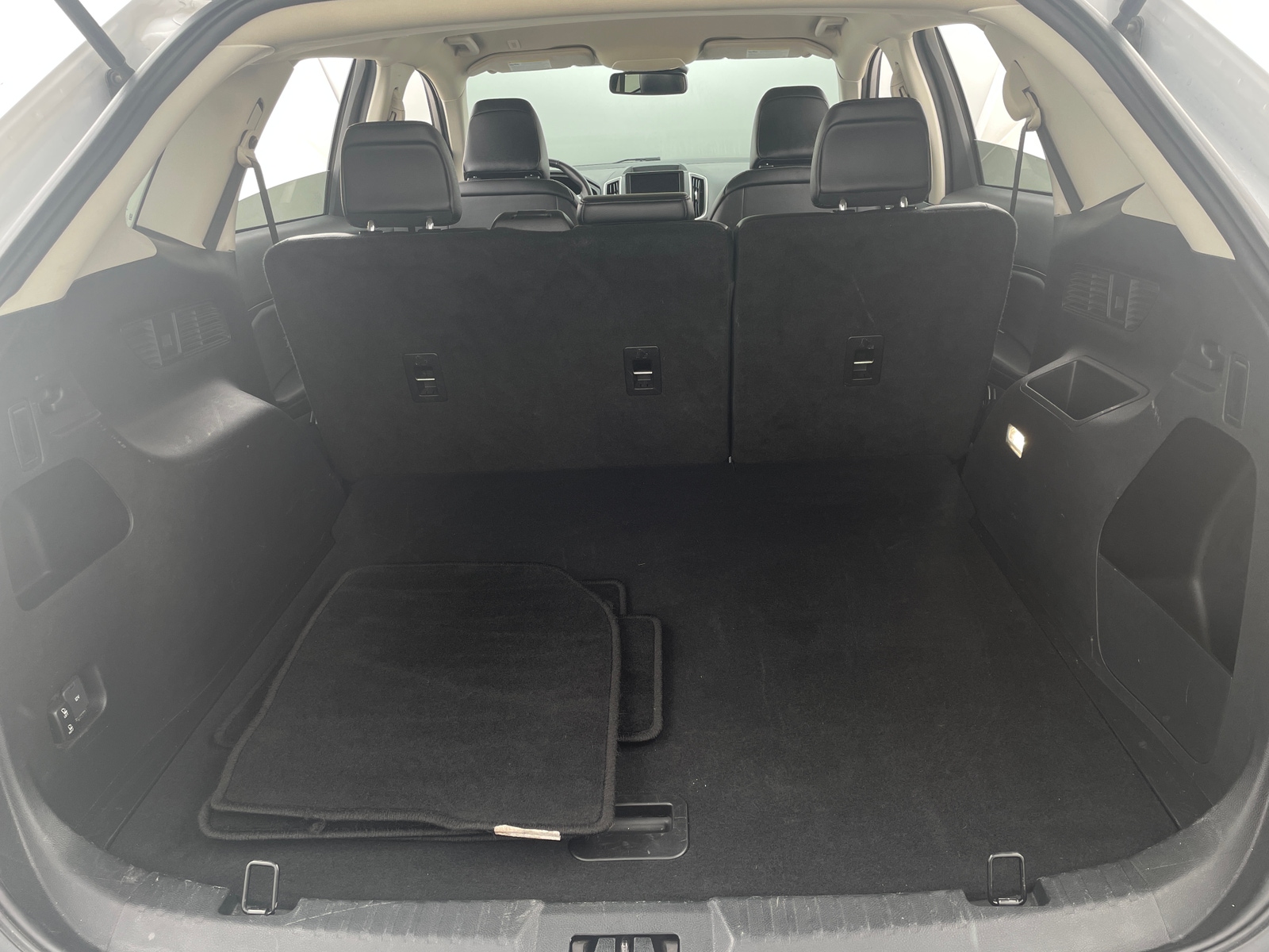 Thumbnail: 2023 Ford Edge - 6