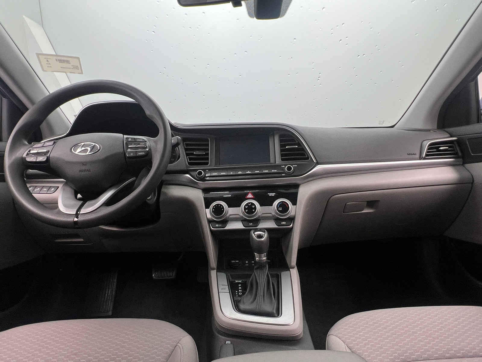 Thumbnail: 2019 Hyundai Elantra - 3