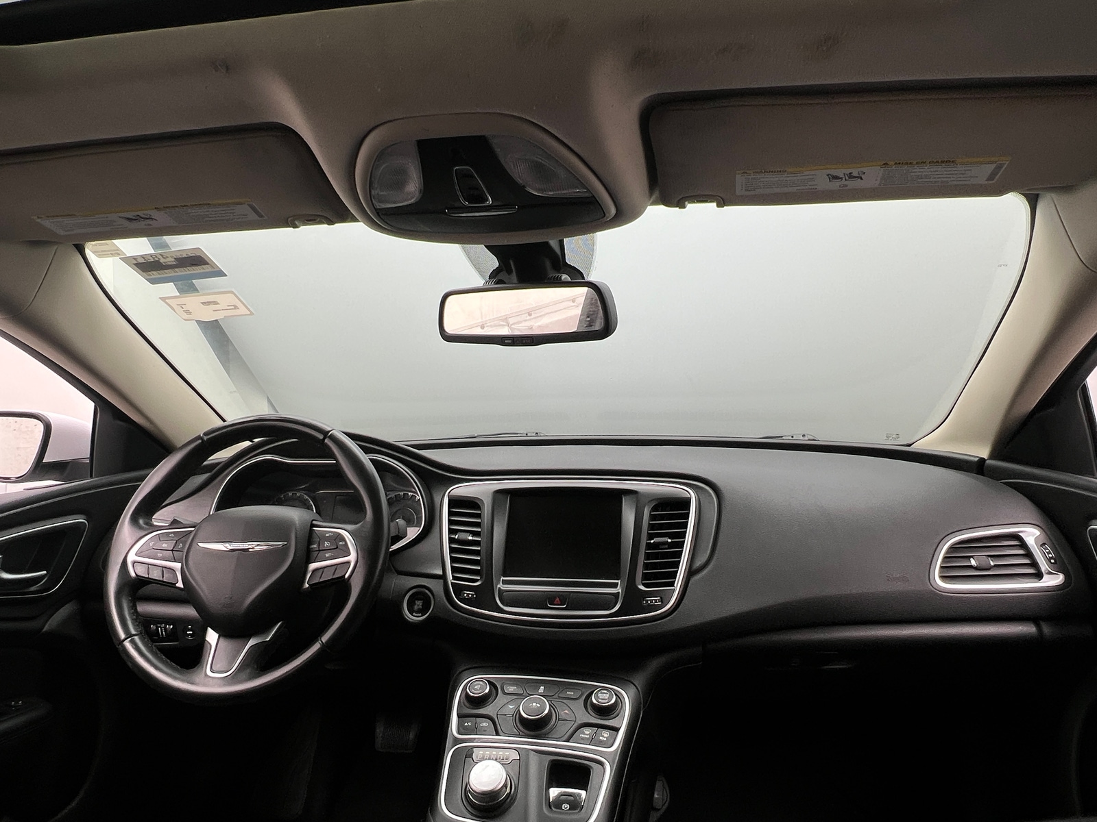 Thumbnail: 2016 Chrysler 200 - 3