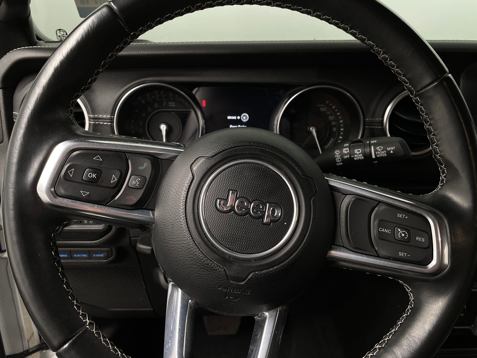 Thumbnail: 2022 Jeep Wrangler - 4