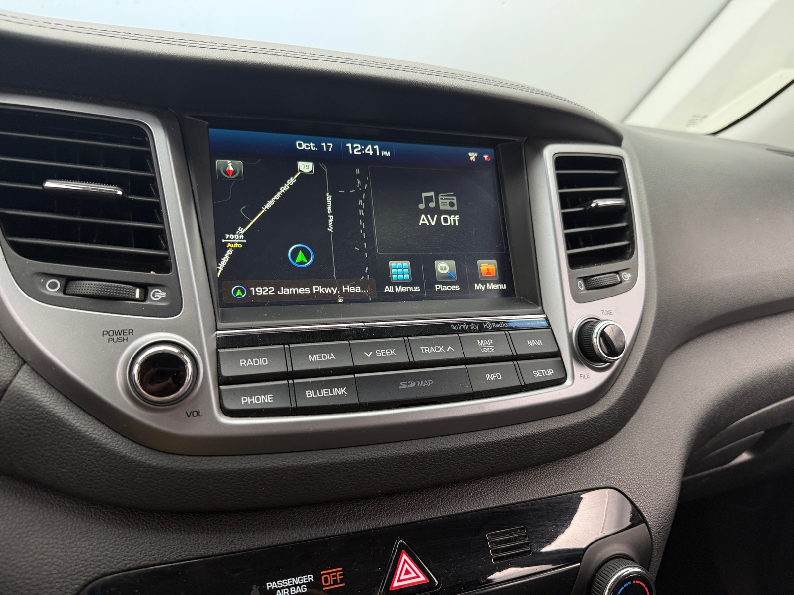 Thumbnail: 2017 Hyundai Tucson - 3