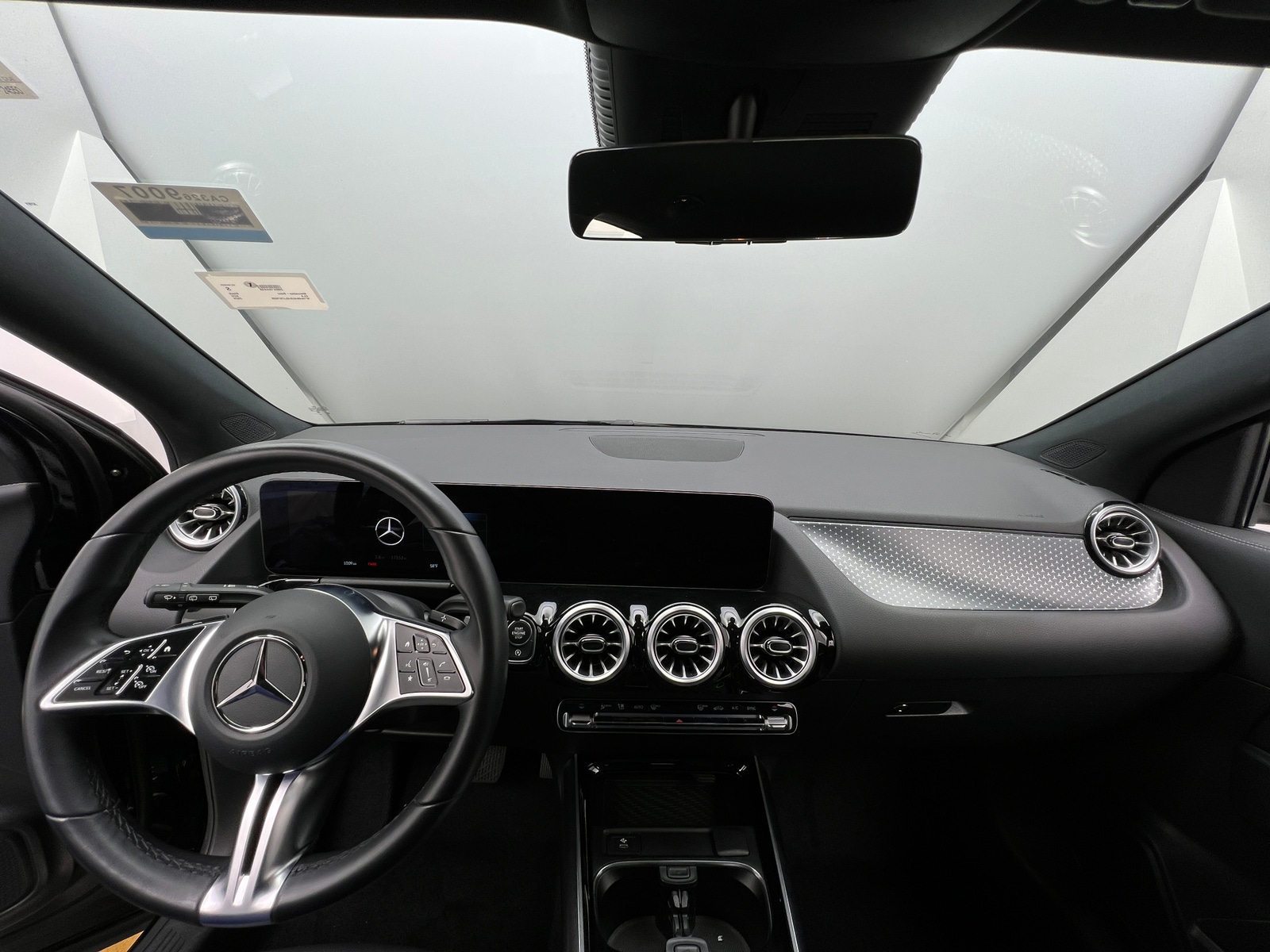 Thumbnail: 2025 Mercedes-Benz GLA - 2
