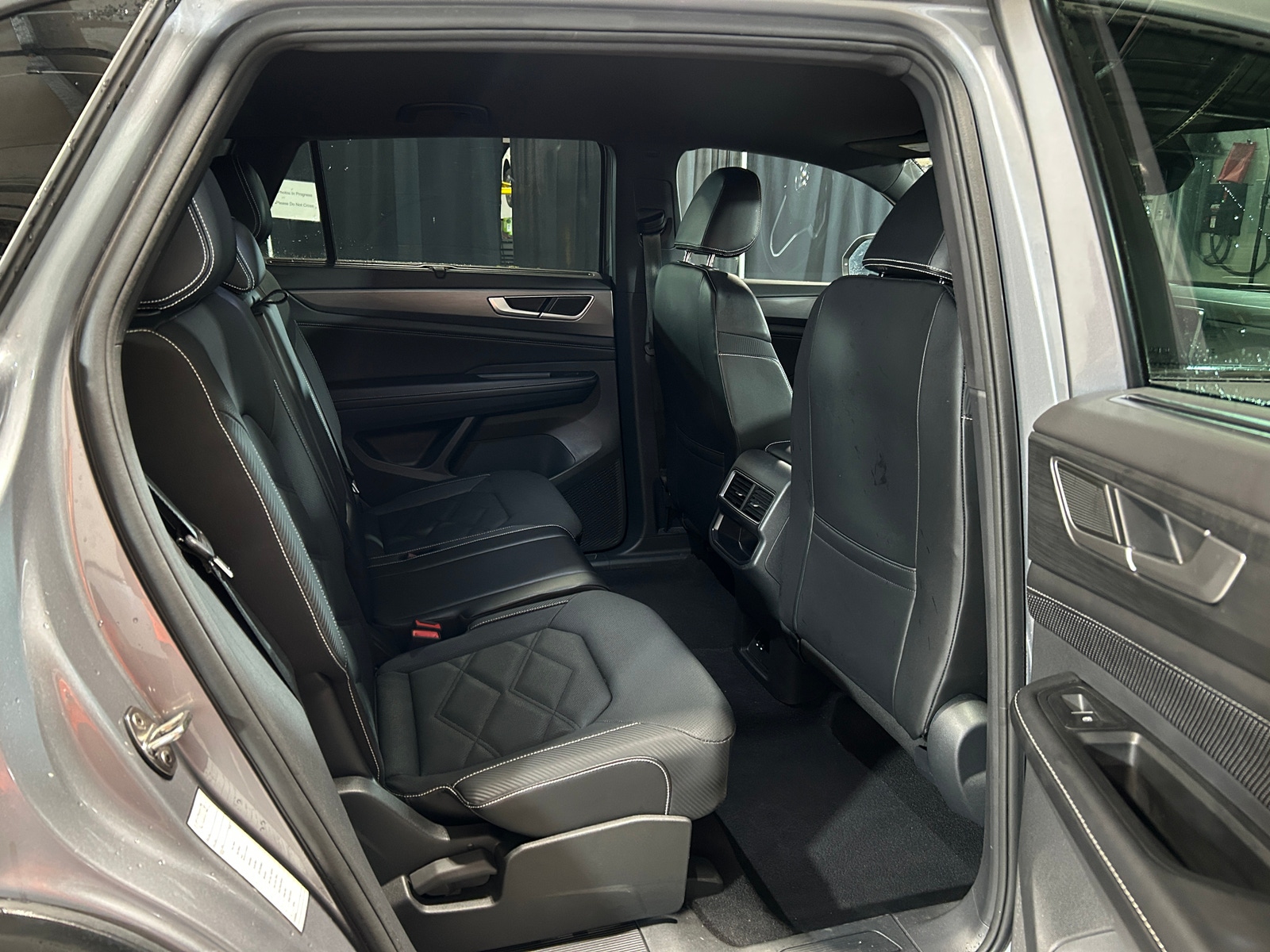 Thumbnail: 2024 Volkswagen Atlas - 5