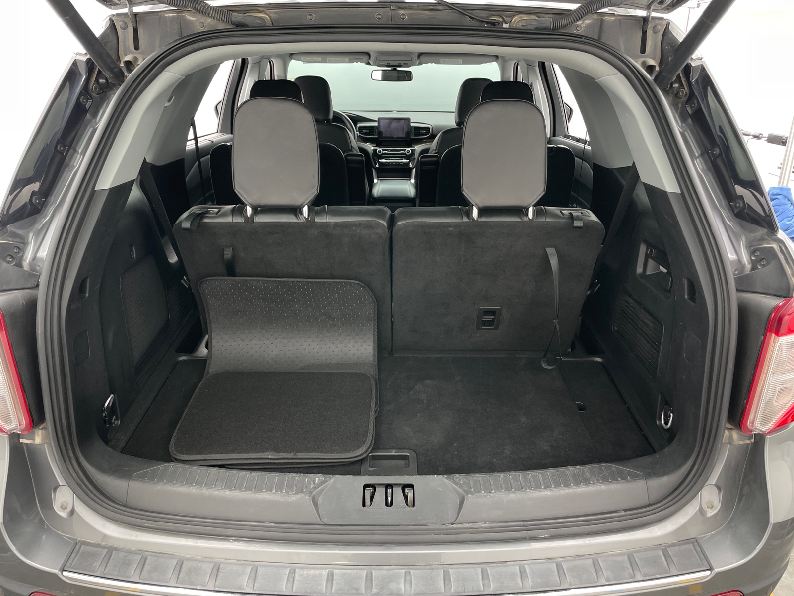 Thumbnail: 2024 Ford Explorer - 6