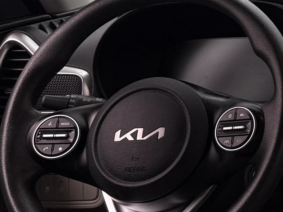 Thumbnail: 2023 Kia Soul - 5