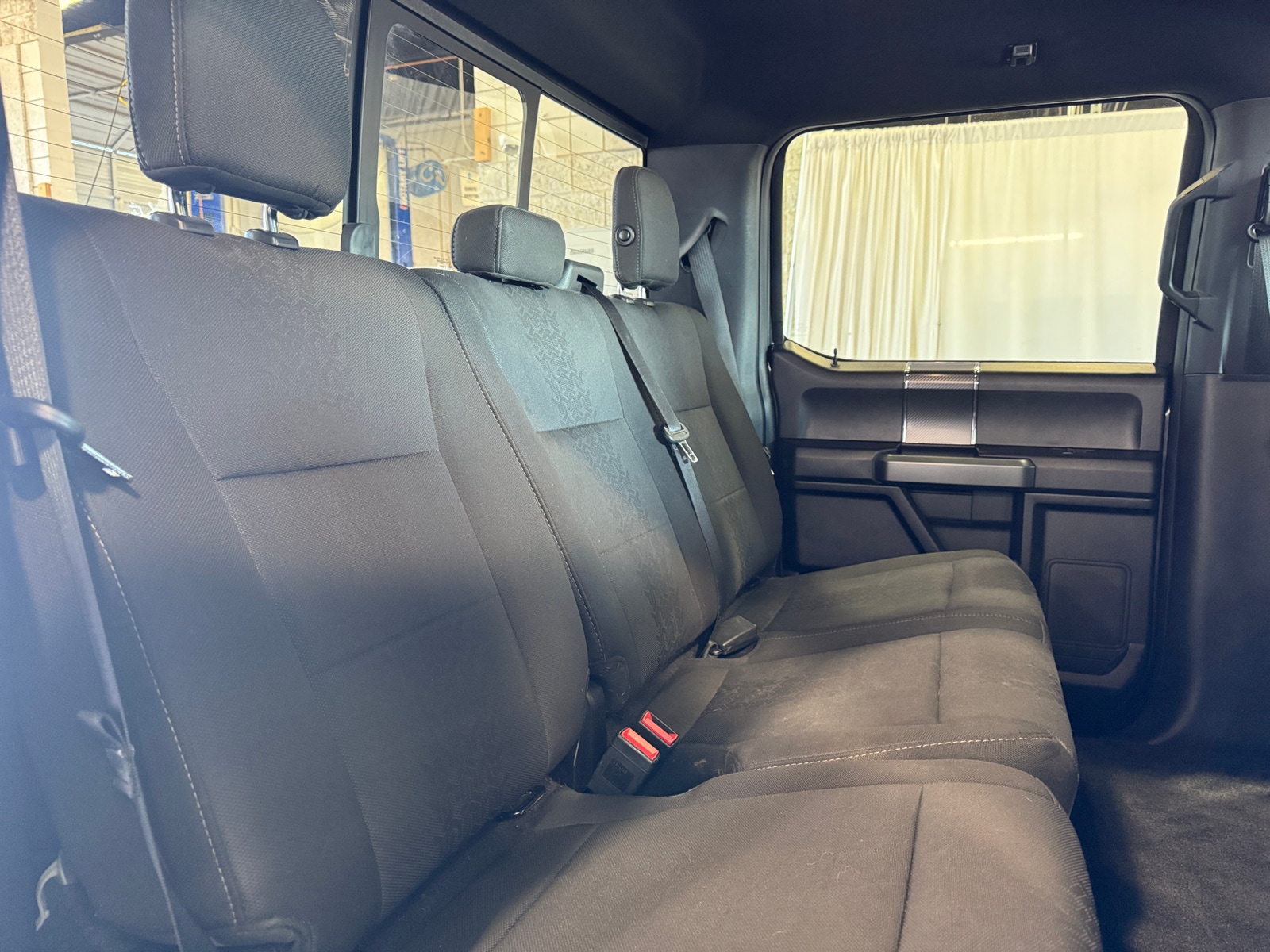 Thumbnail: 2018 Ford Econoline - 6