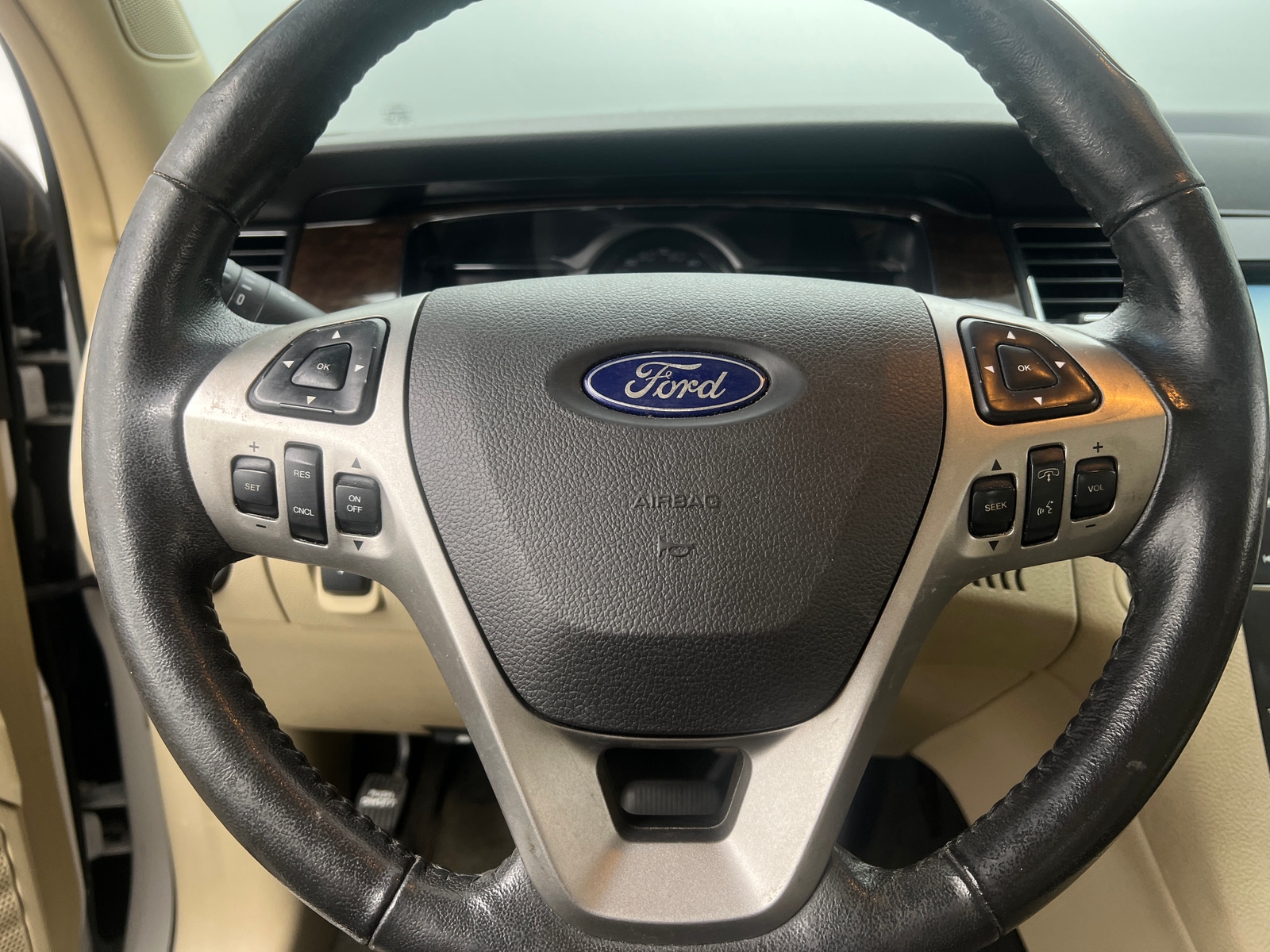 Thumbnail: 2014 Ford Taurus - 4