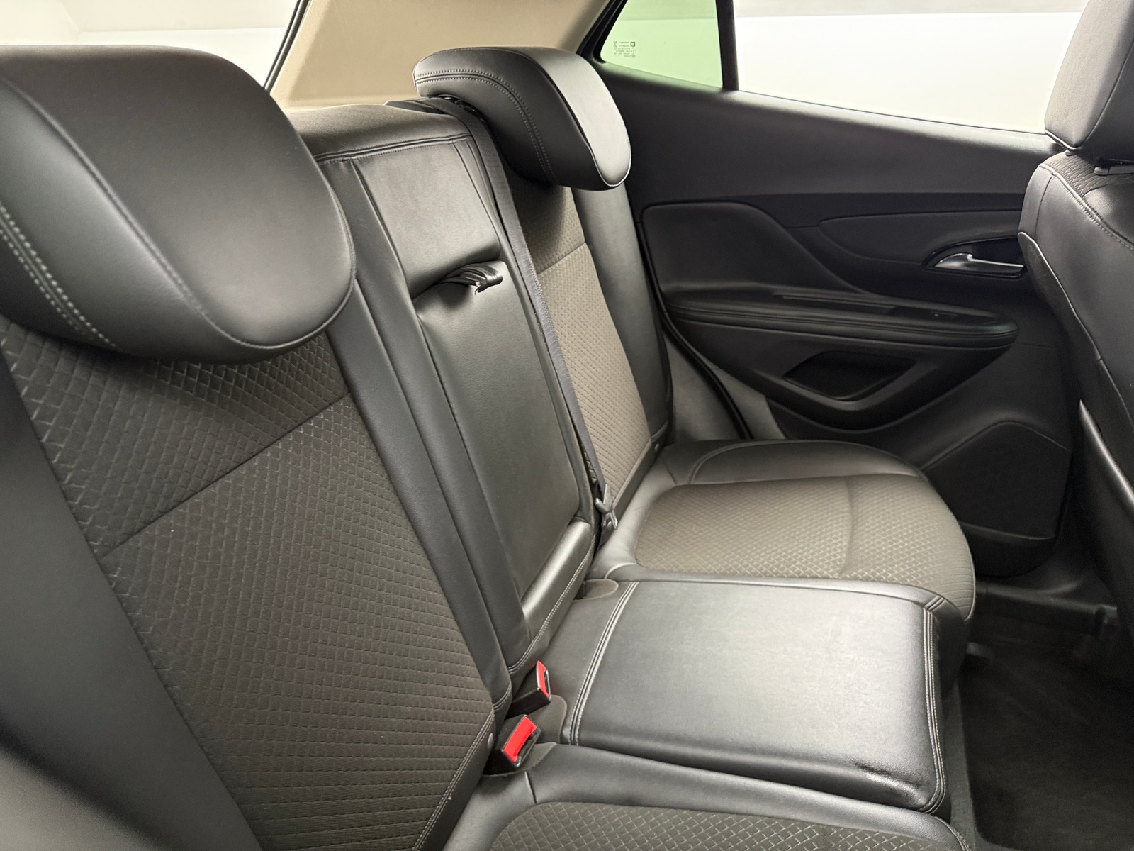 Thumbnail: 2018 Buick Encore - 5