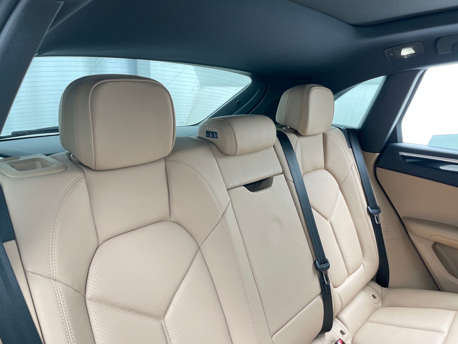 Thumbnail: 2020 Porsche Macan - 5