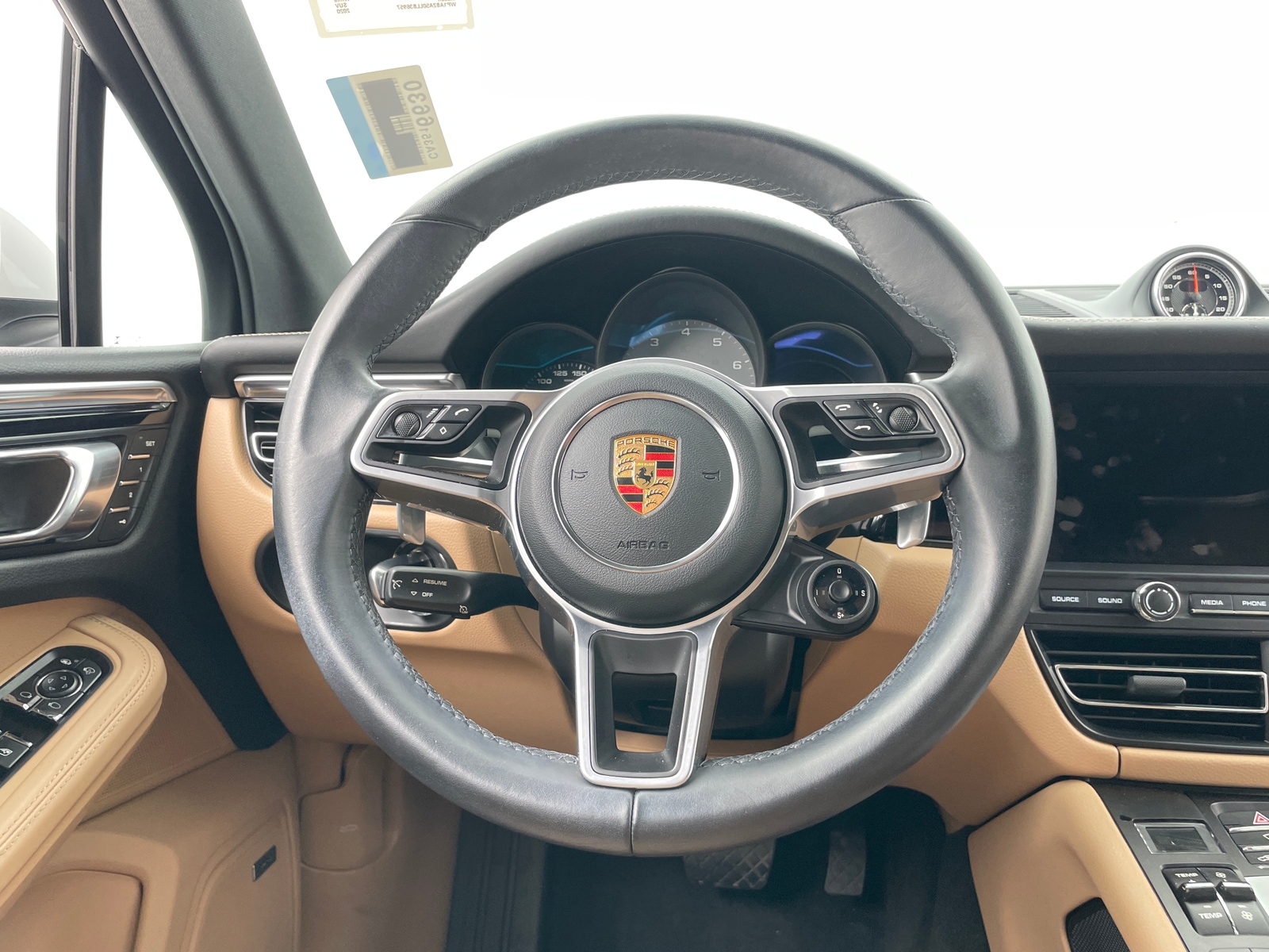 Thumbnail: 2020 Porsche Macan - 4