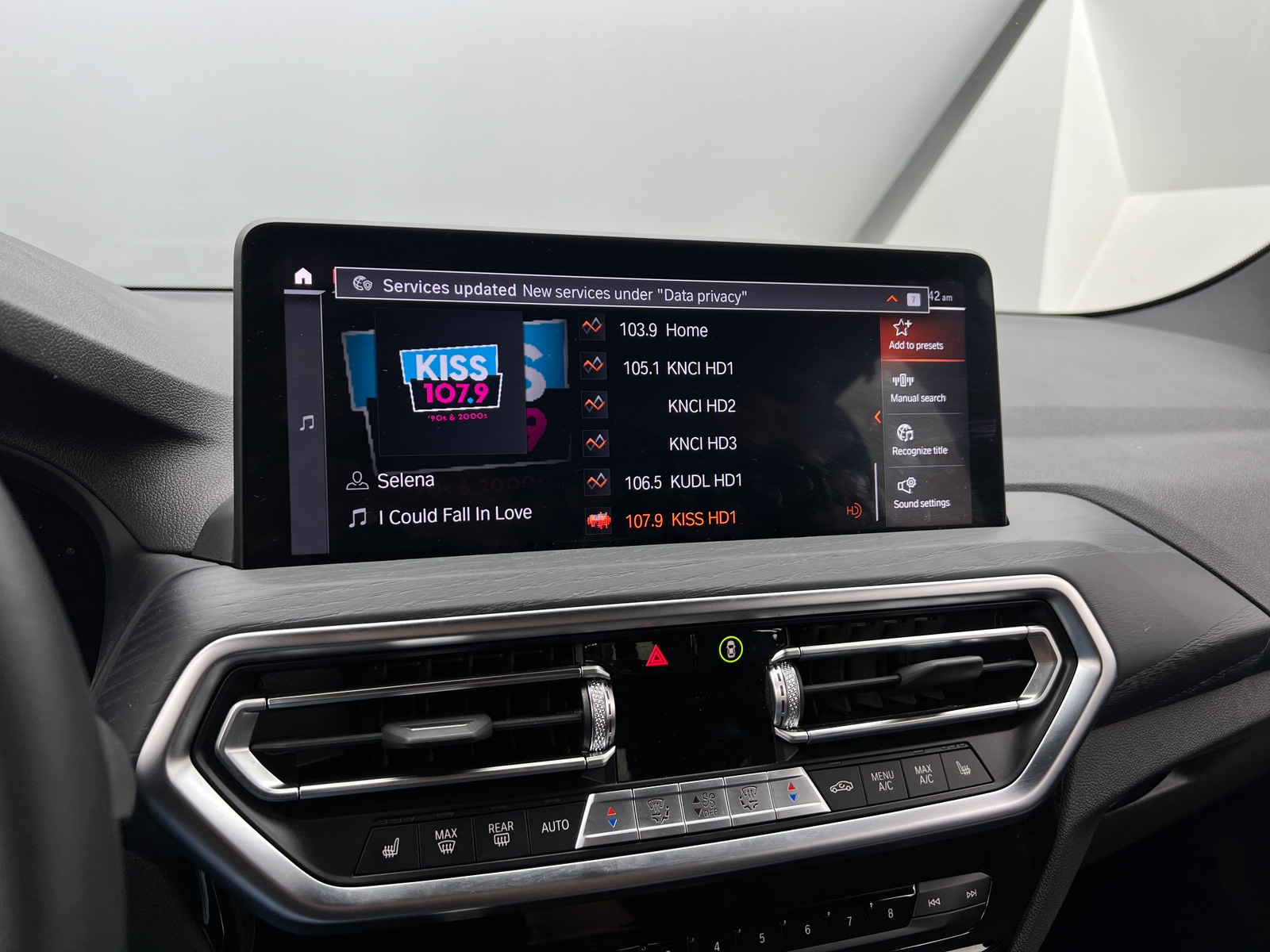 Thumbnail: 2023 BMW X3 - 3