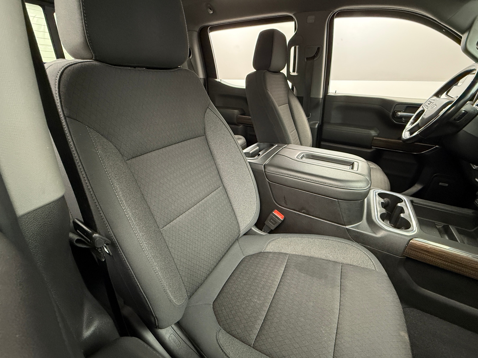 Thumbnail: 2020 Chevrolet Silverado 1500 - 2