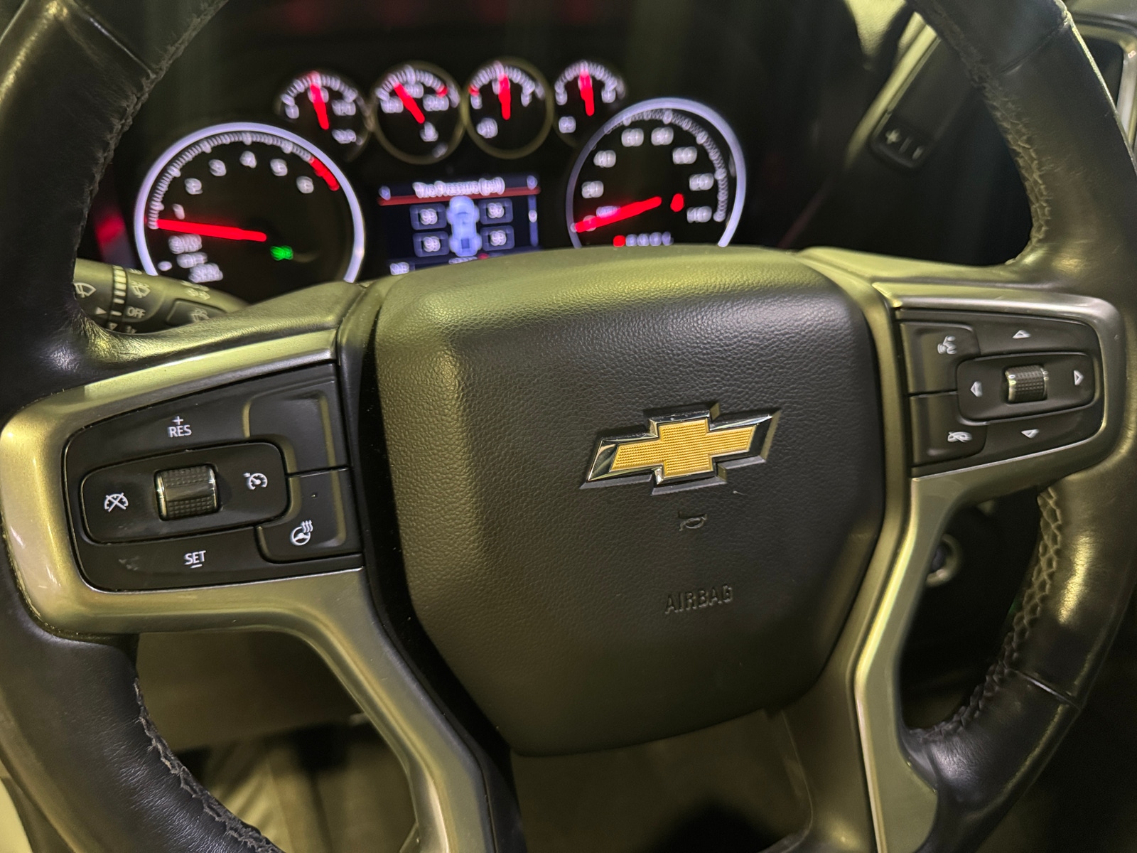Thumbnail: 2019 Chevrolet Silverado 1500 - 5
