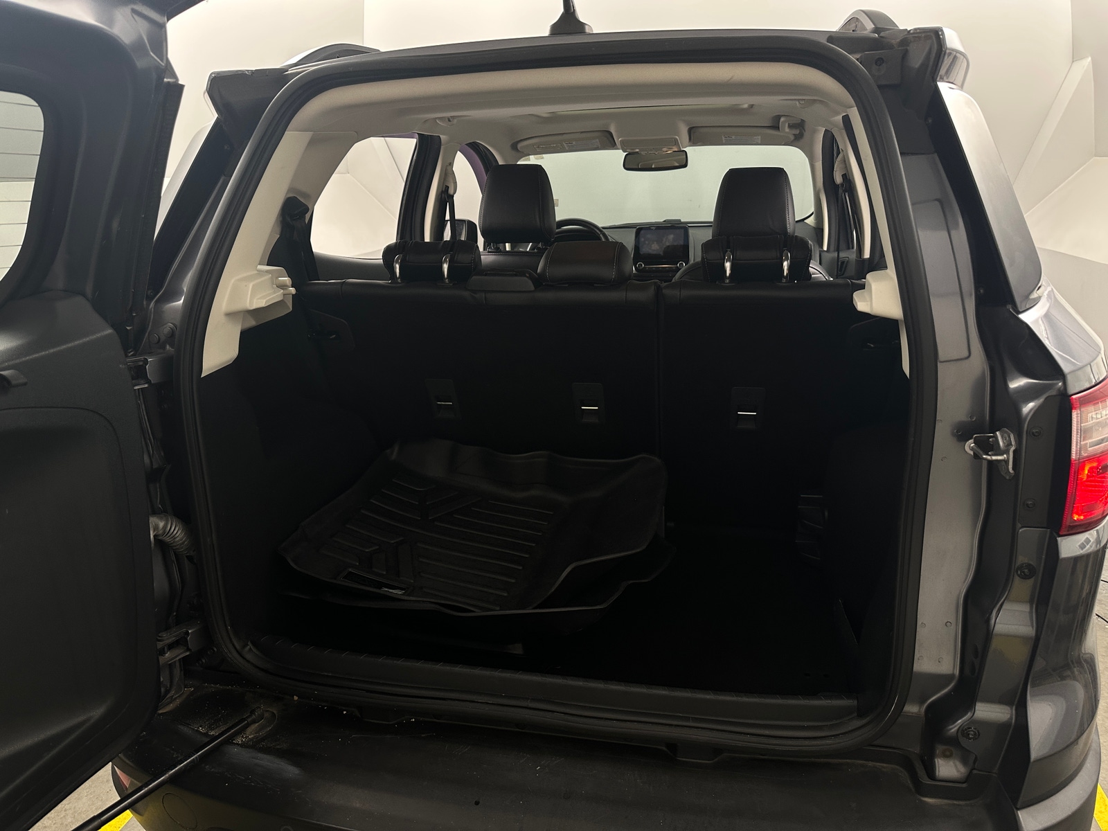 Thumbnail: 2019 Ford EcoSport - 6