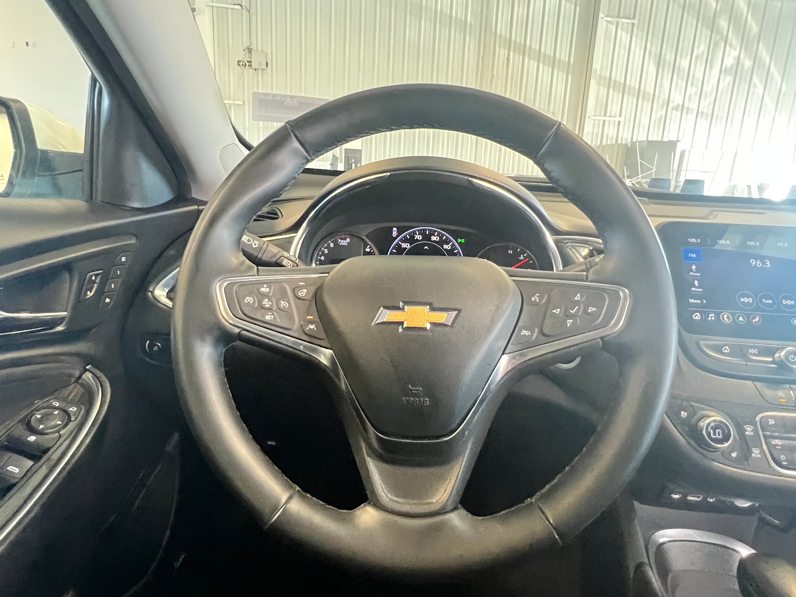 Thumbnail: 2024 Chevrolet Malibu - 4