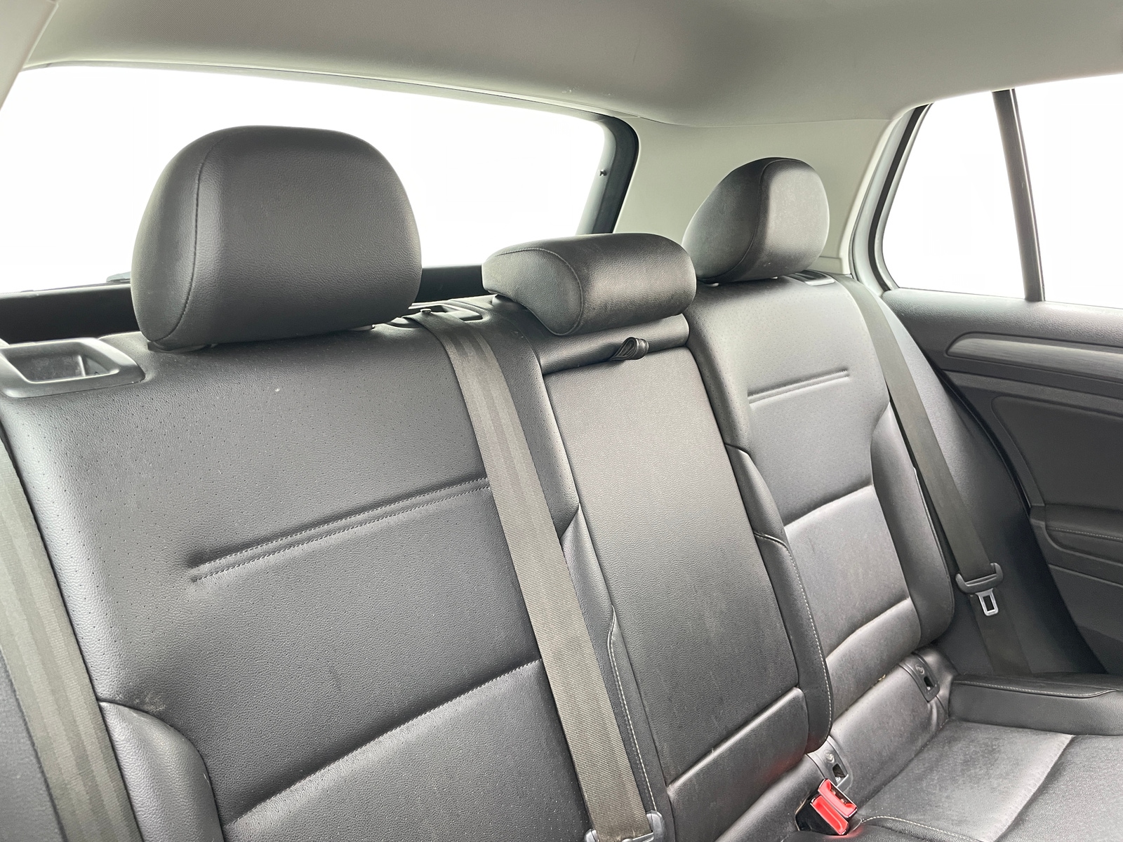 Thumbnail: 2020 Volkswagen Golf - 5