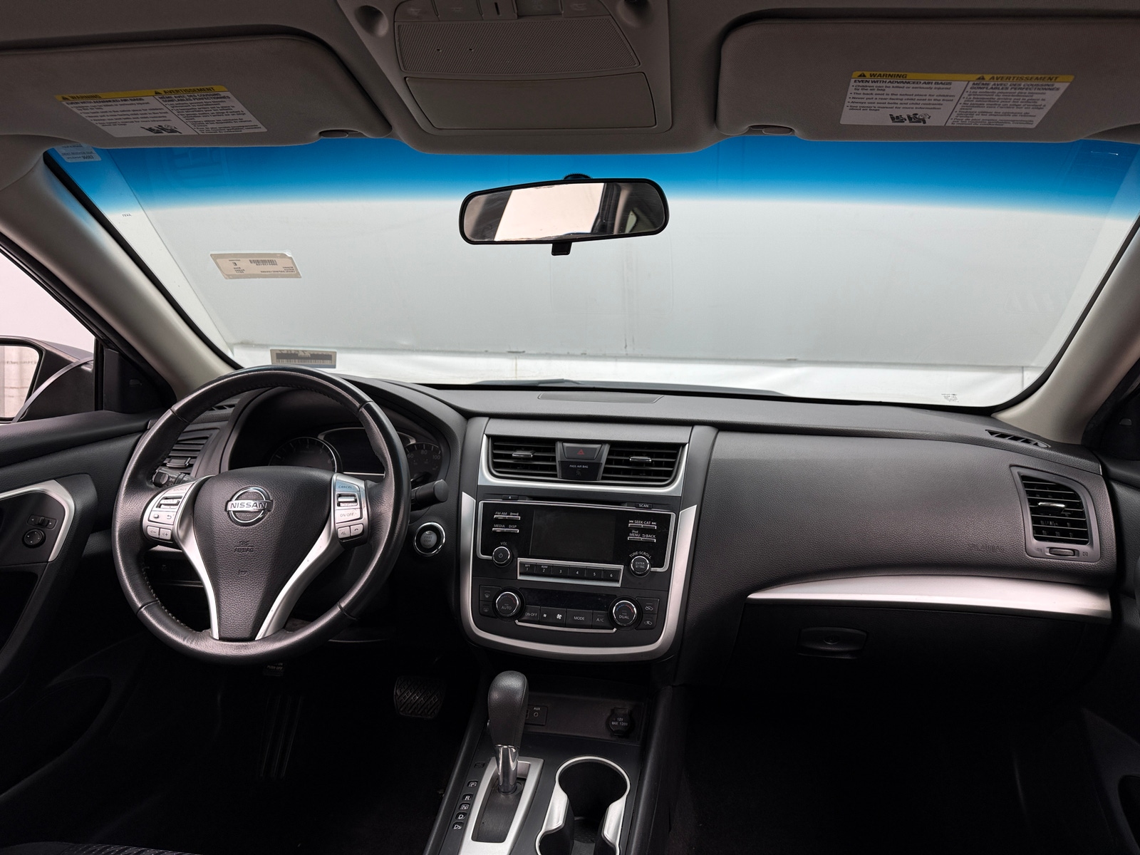 Thumbnail: 2017 Nissan Altima - 3