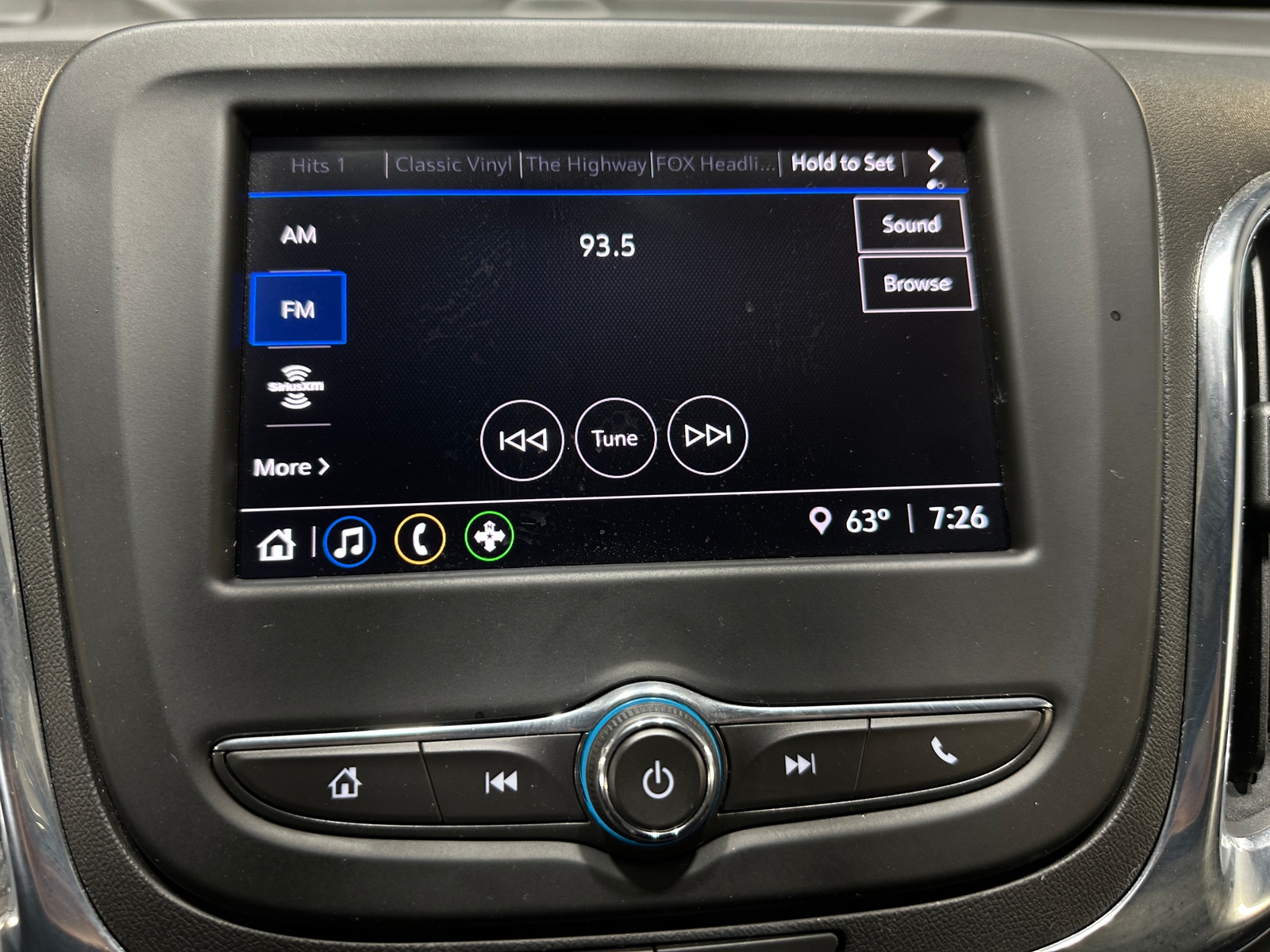 Thumbnail: 2023 Chevrolet Equinox - 4