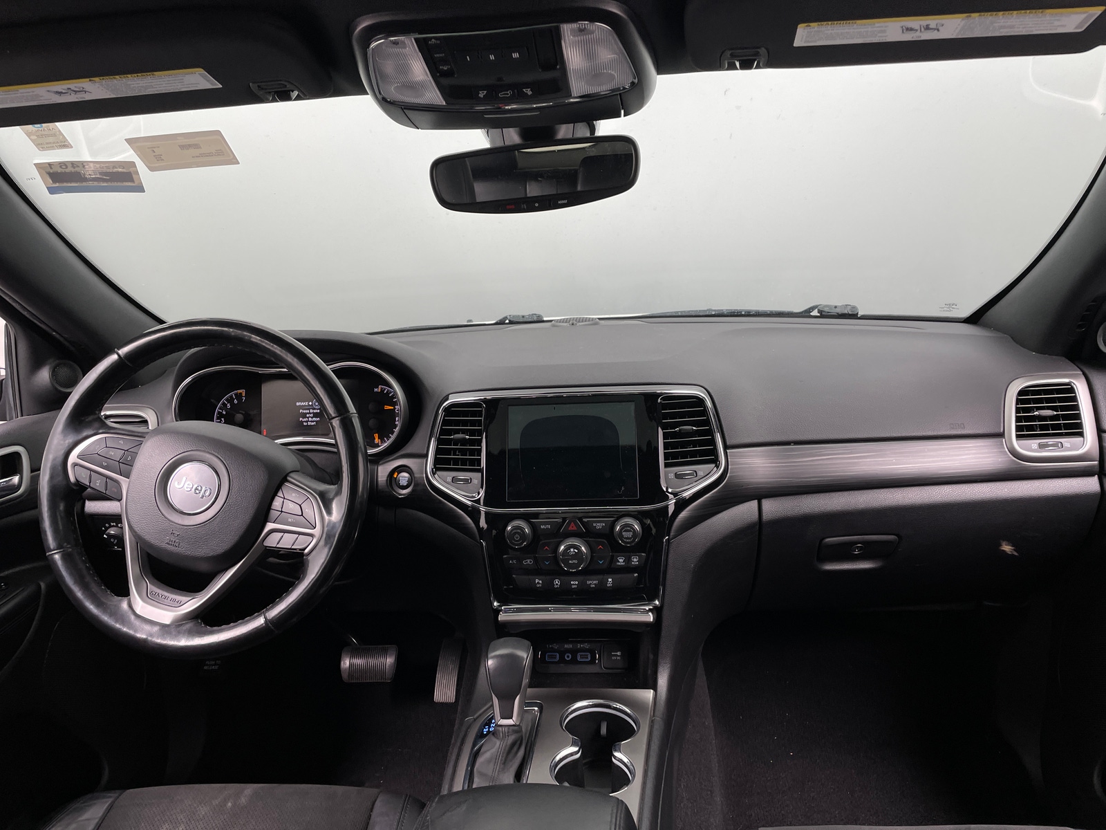 Thumbnail: 2019 Jeep Grand Cherokee - 3