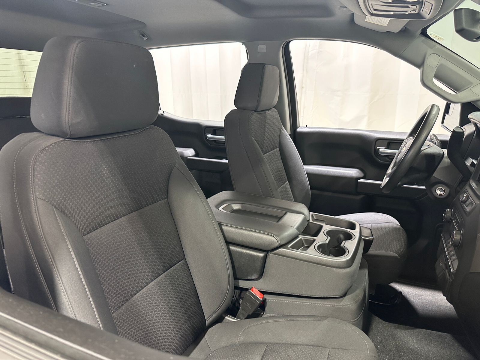 Thumbnail: 2021 Chevrolet Silverado 1500 - 2