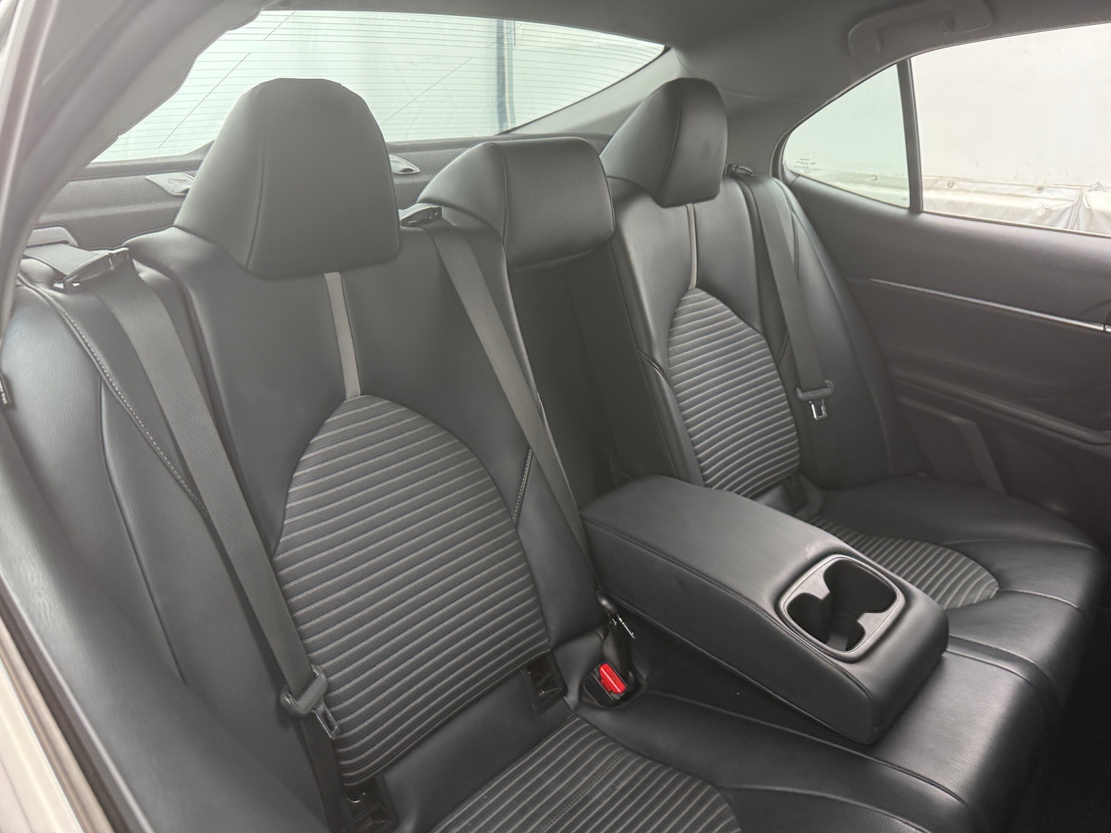 Thumbnail: 2021 Toyota Camry - 6