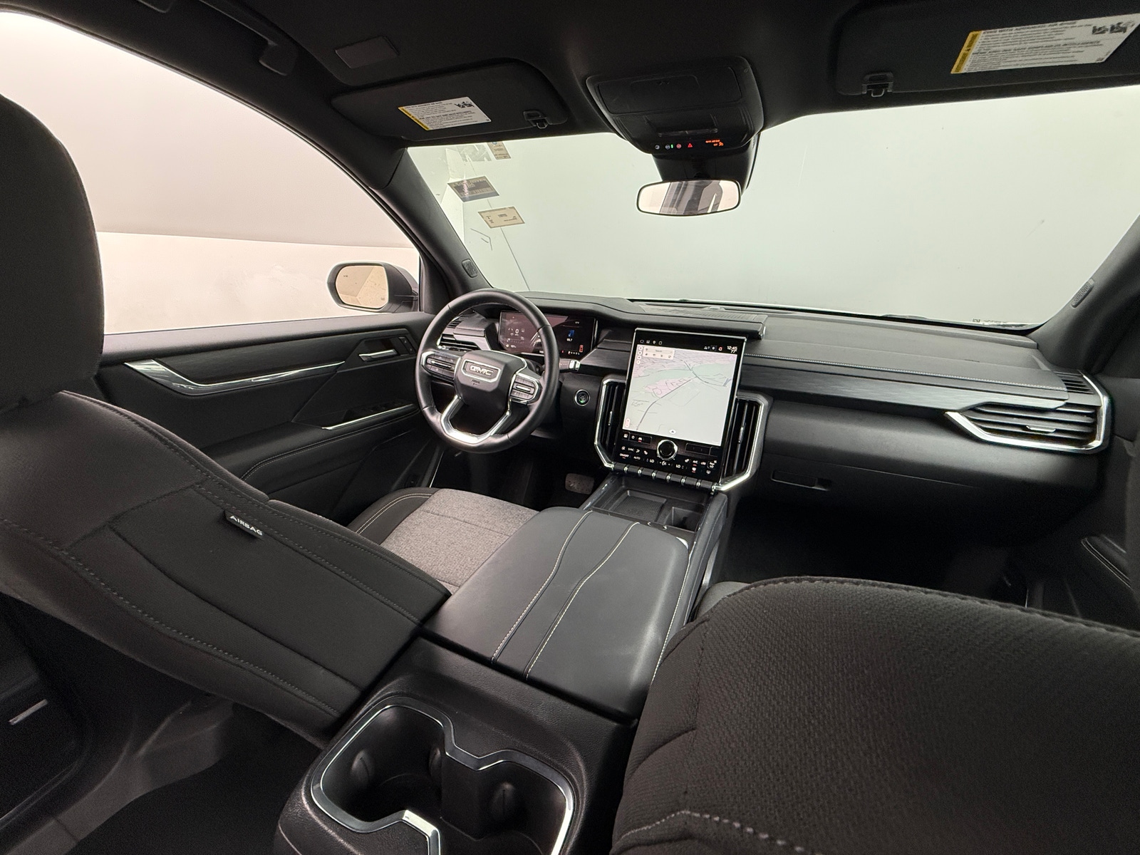 Thumbnail: 2025 GMC Acadia - 3