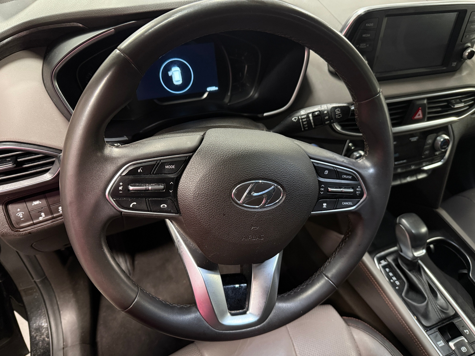 Thumbnail: 2019 Hyundai Santa Fe - 4