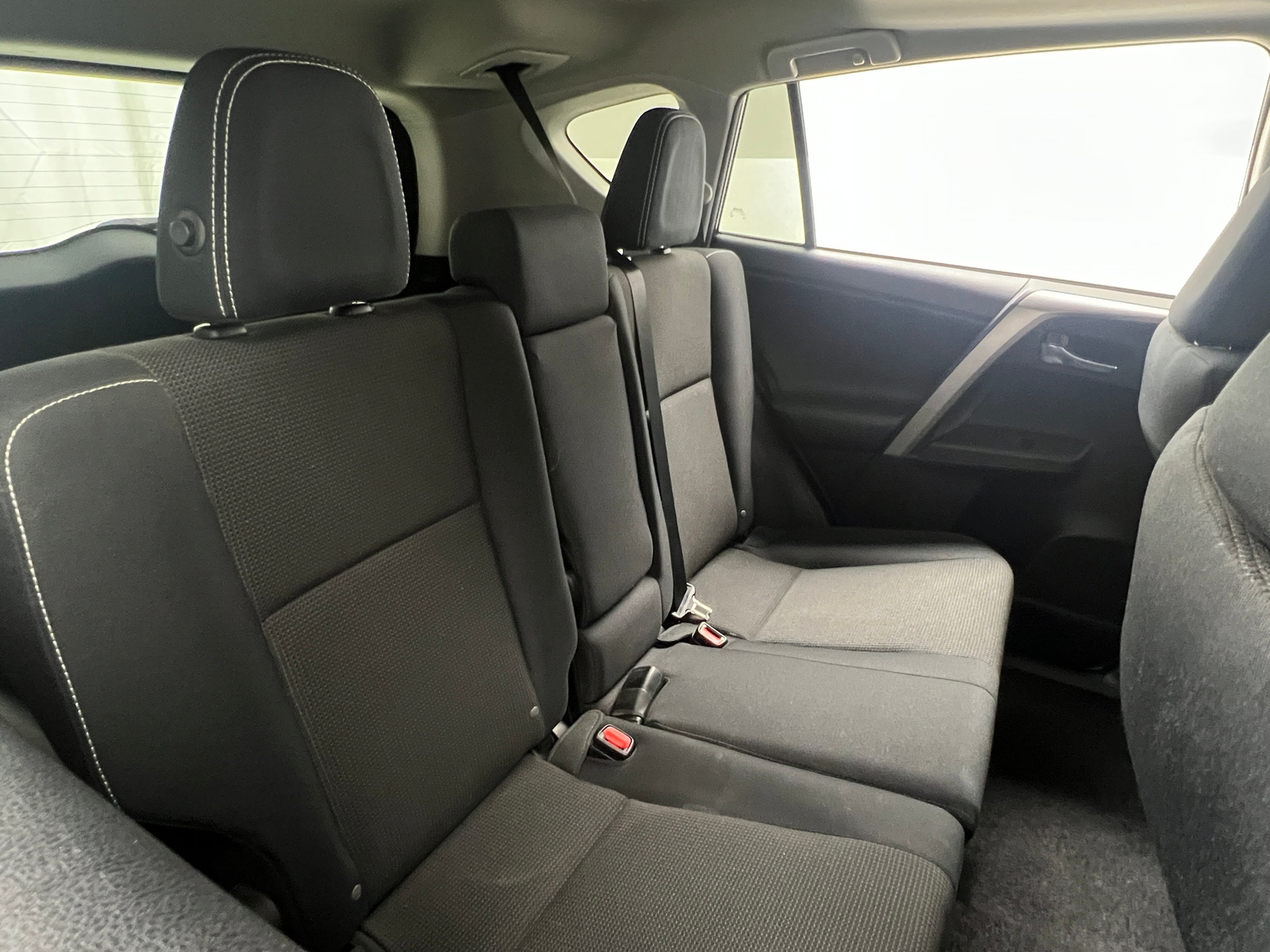 Thumbnail: 2017 Toyota RAV4 - 6