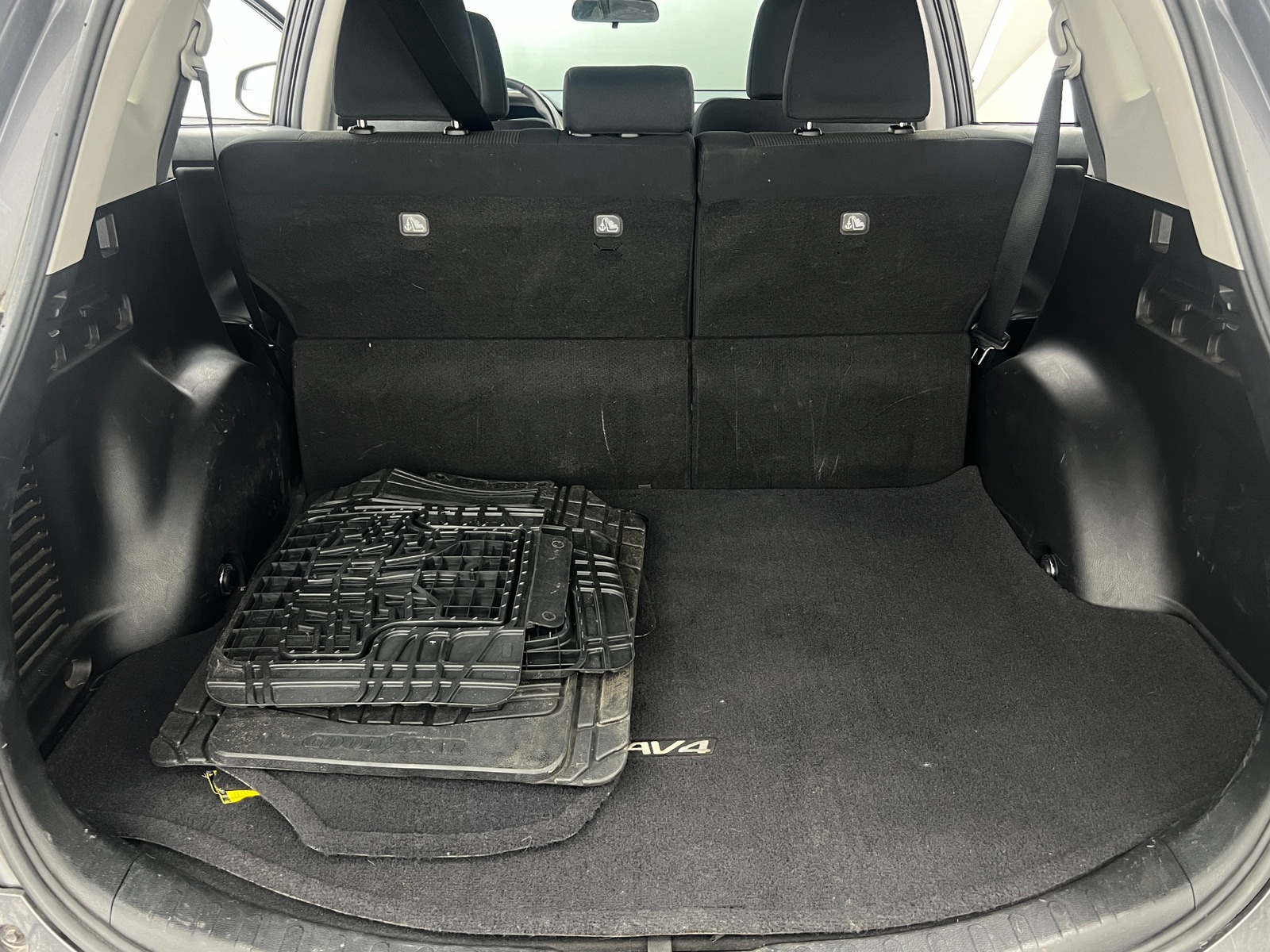 Thumbnail: 2017 Toyota RAV4 - 7