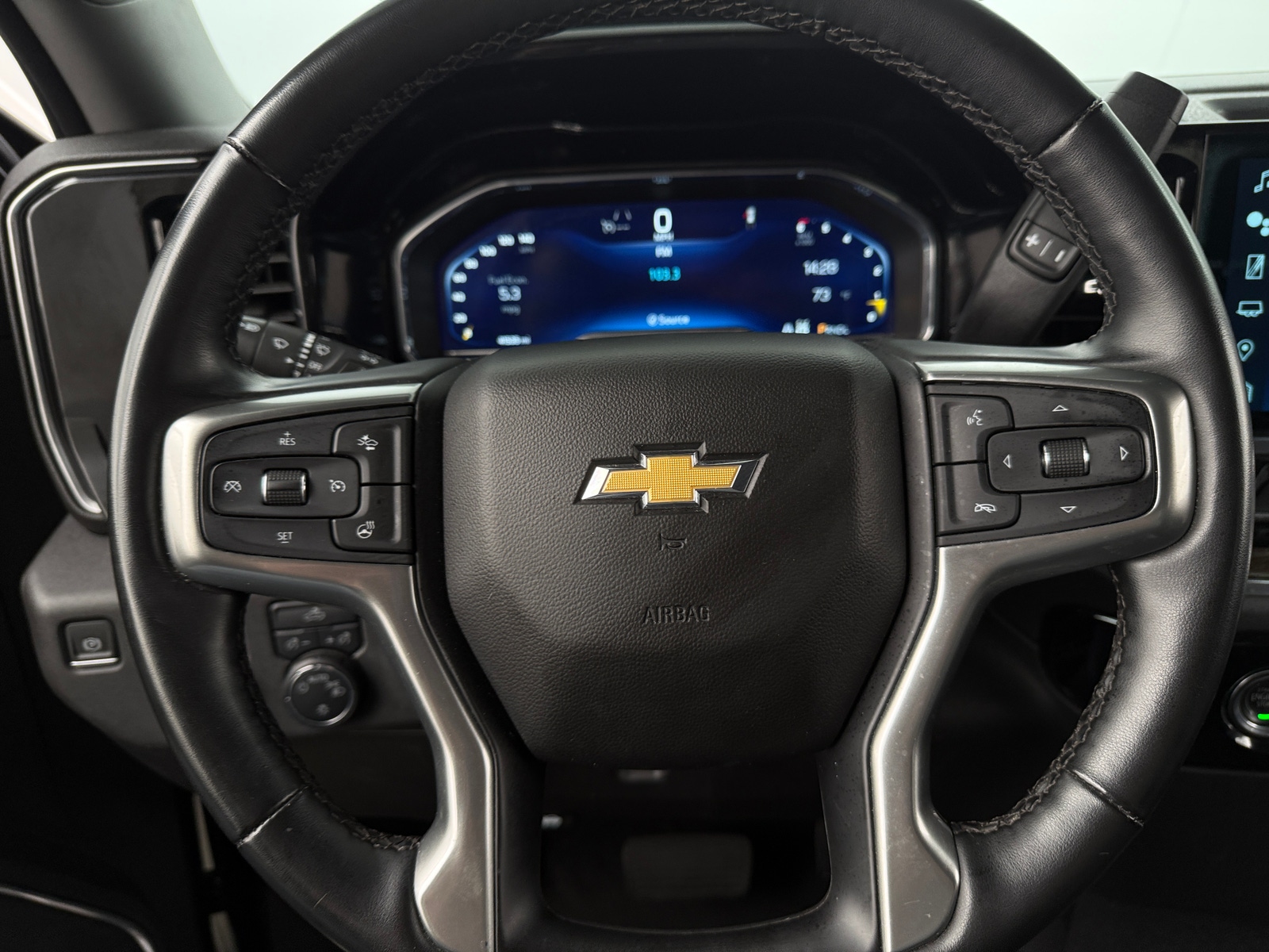 Thumbnail: 2023 Chevrolet Silverado 1500 - 5