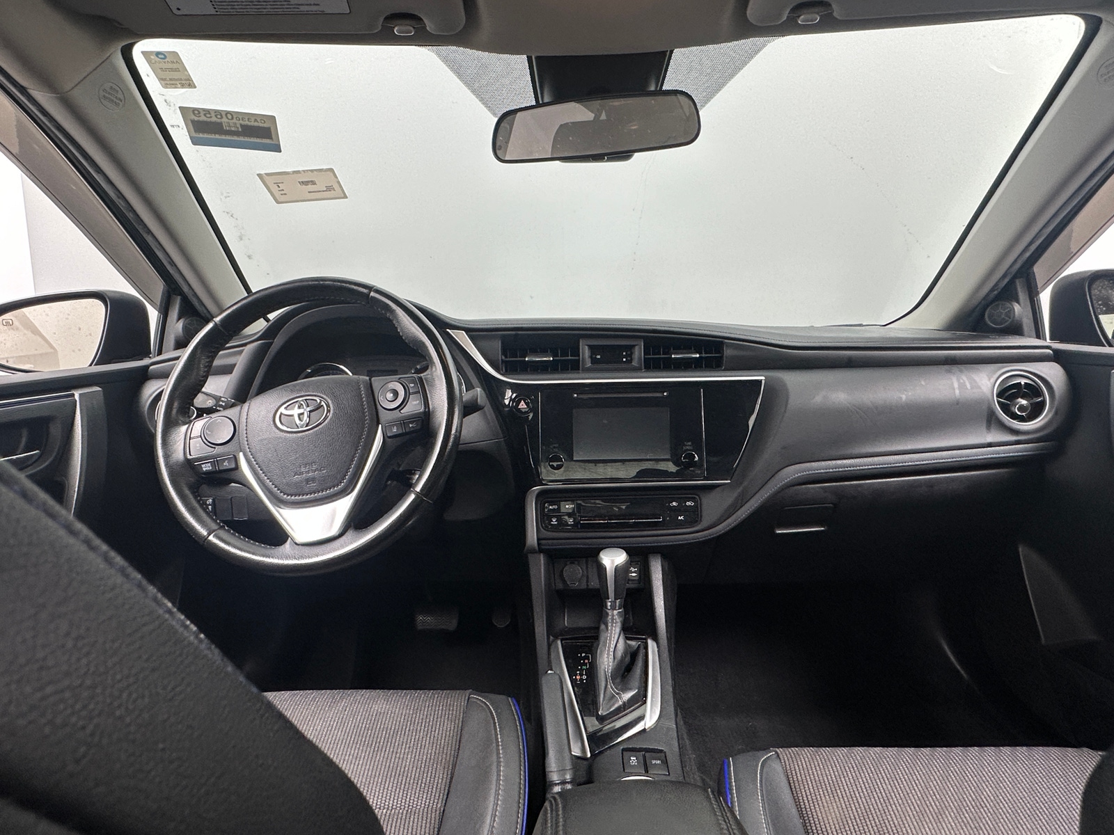 Thumbnail: 2019 Toyota Corolla - 2