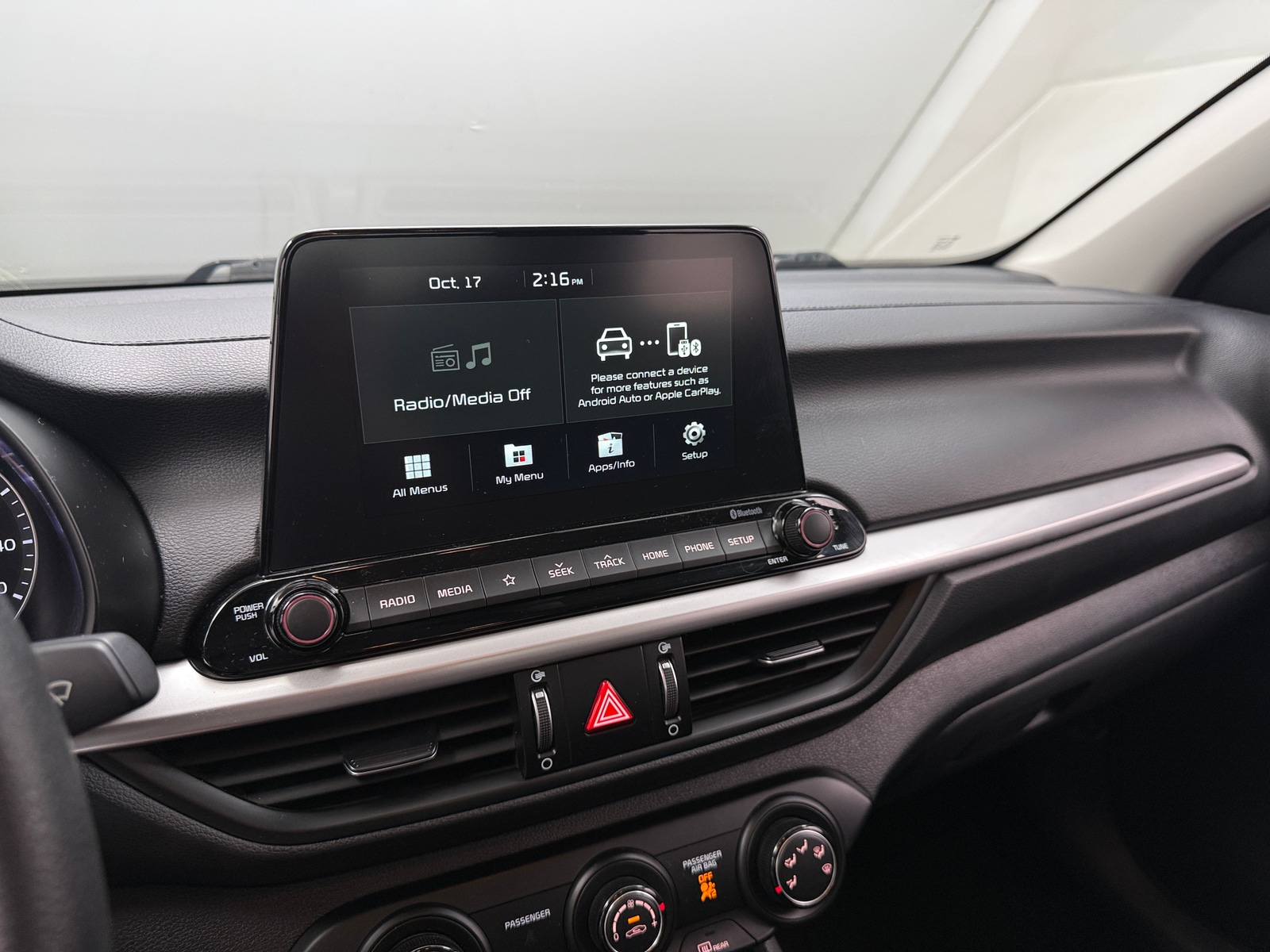 Thumbnail: 2021 Kia Forte - 4
