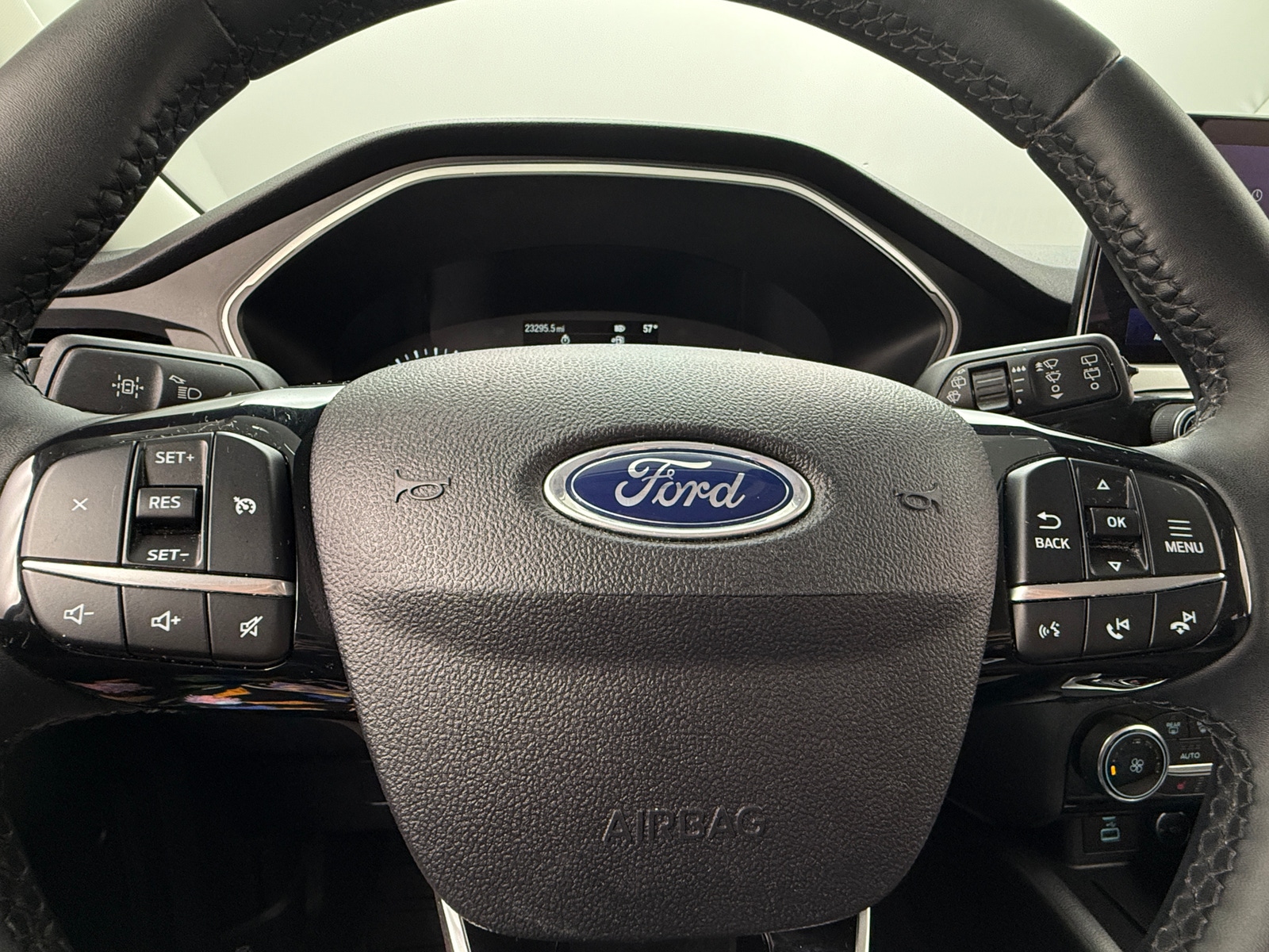 Thumbnail: 2021 Ford Escape - 5