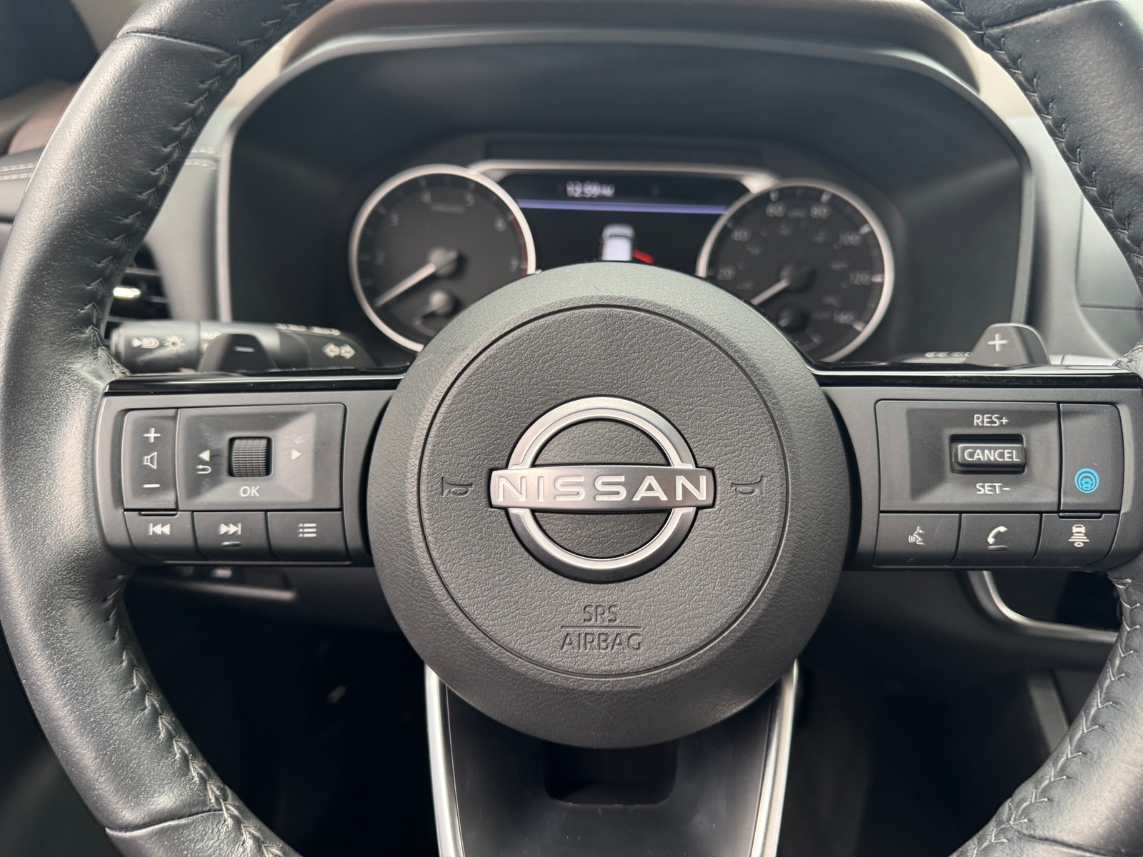 Thumbnail: 2023 Nissan Rogue - 4