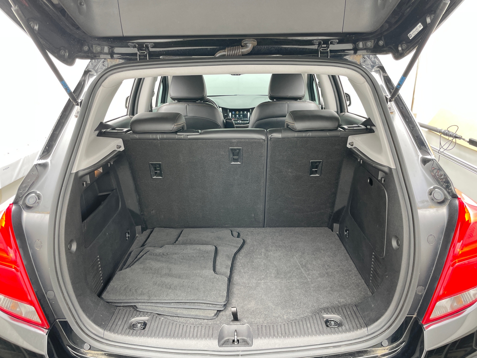 Thumbnail: 2018 Chevrolet Trax - 7