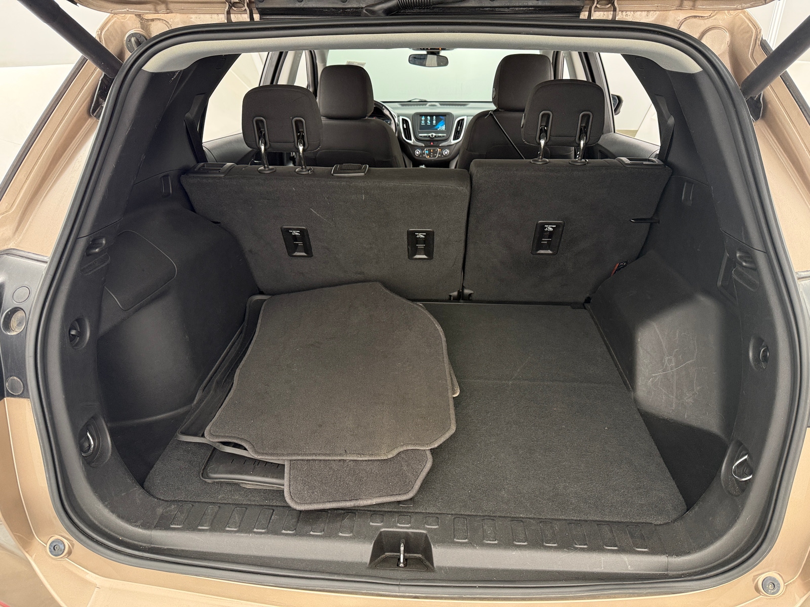 Thumbnail: 2018 Chevrolet Equinox - 7