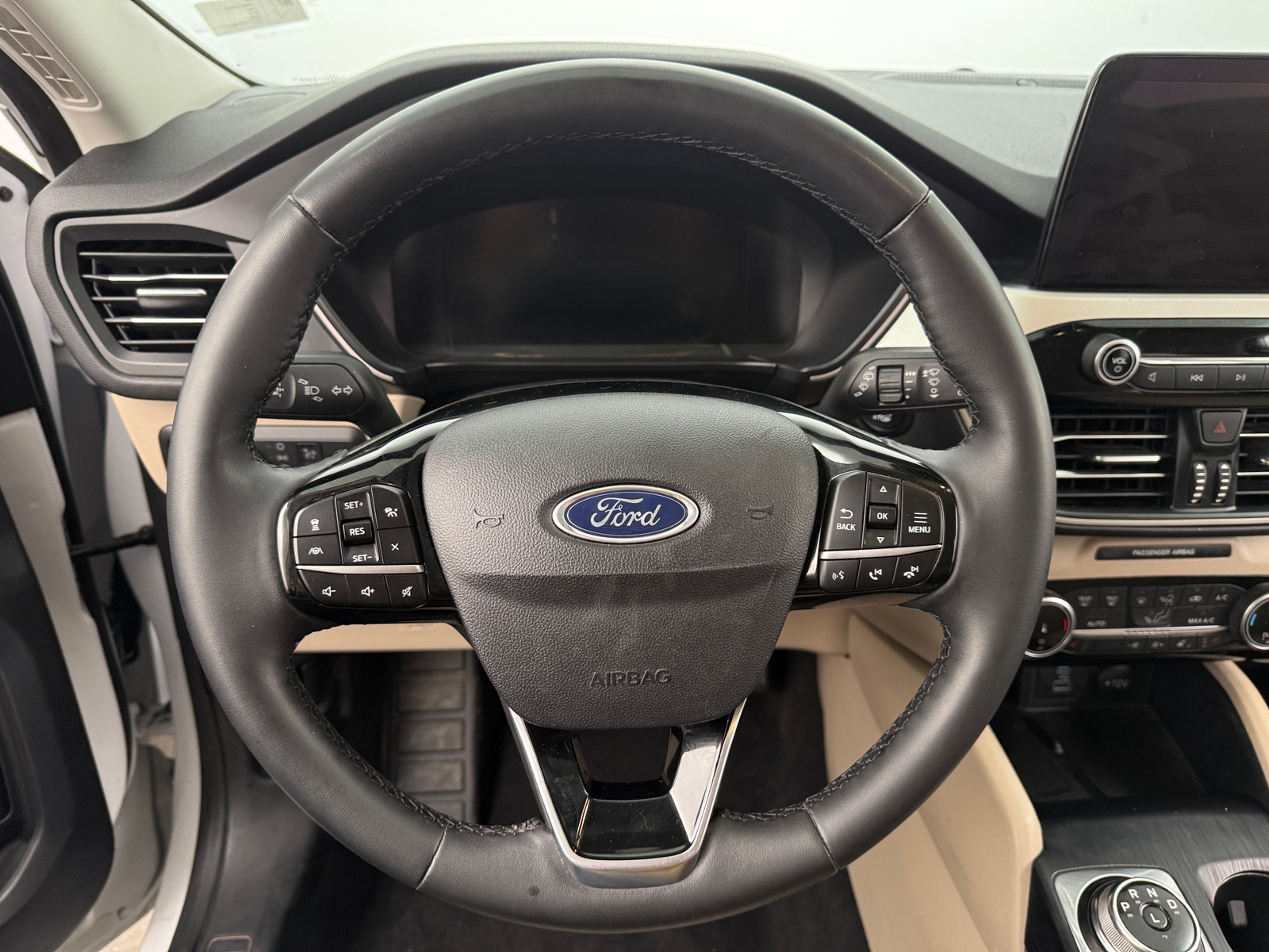 Thumbnail: 2022 Ford Escape - 4