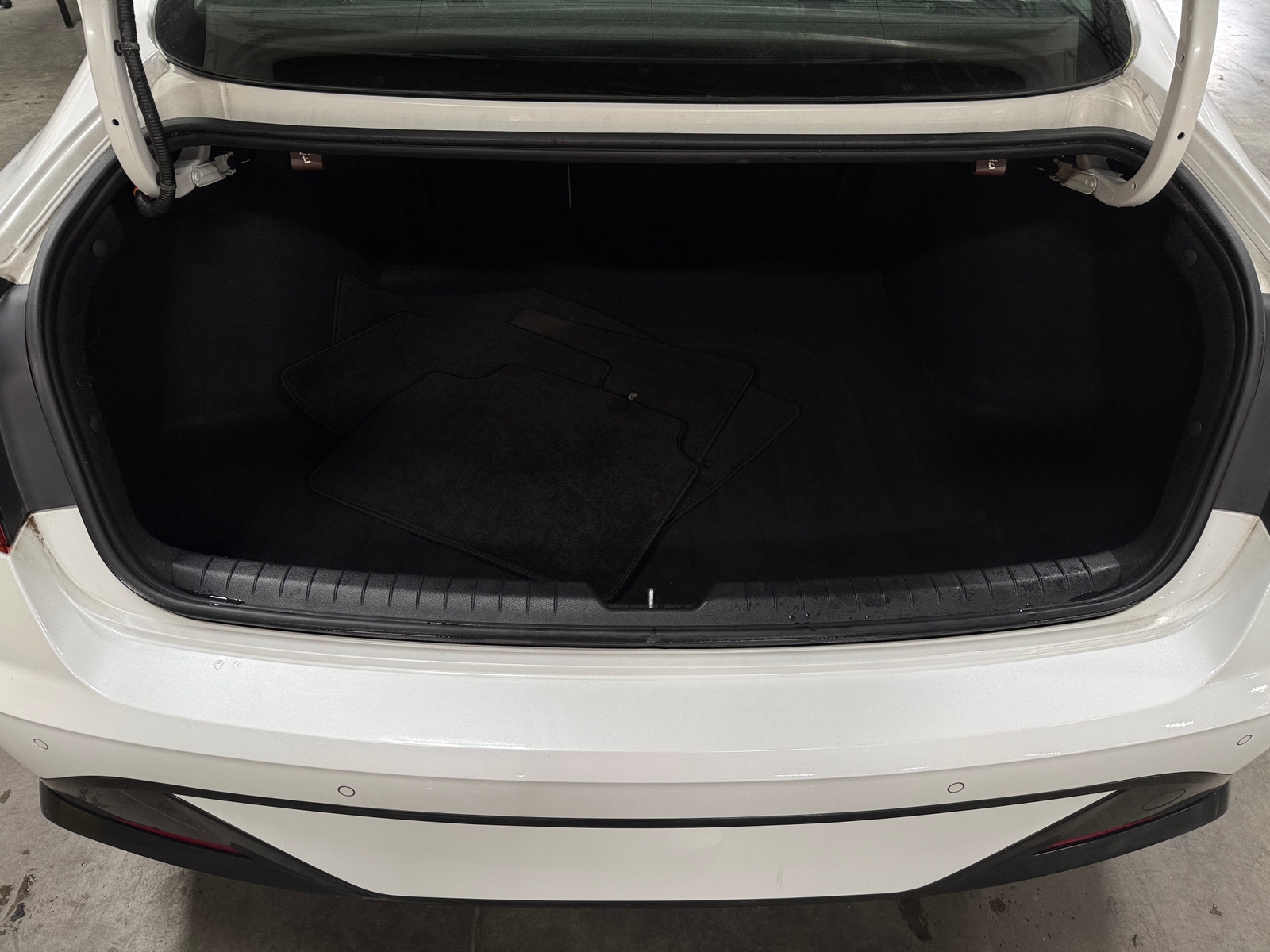 Thumbnail: 2023 Hyundai Sonata - 6