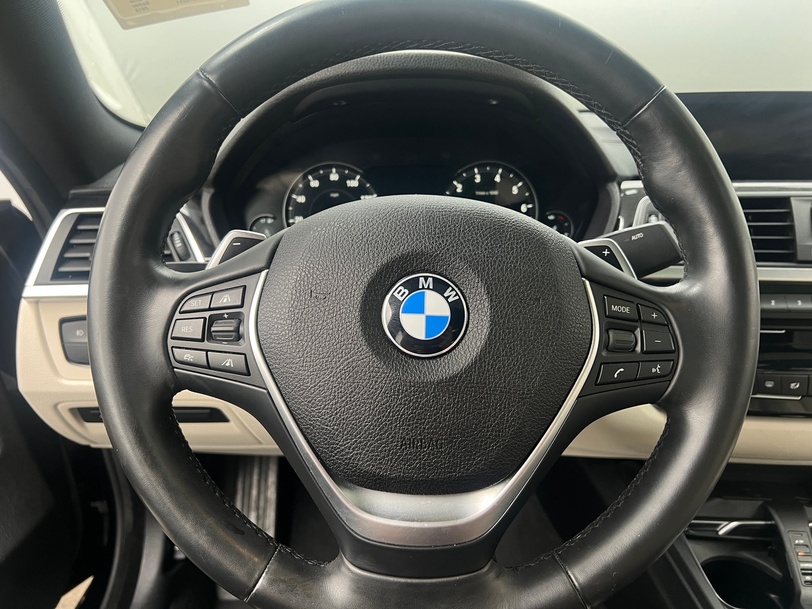 Thumbnail: 2018 BMW 4 Series - 4