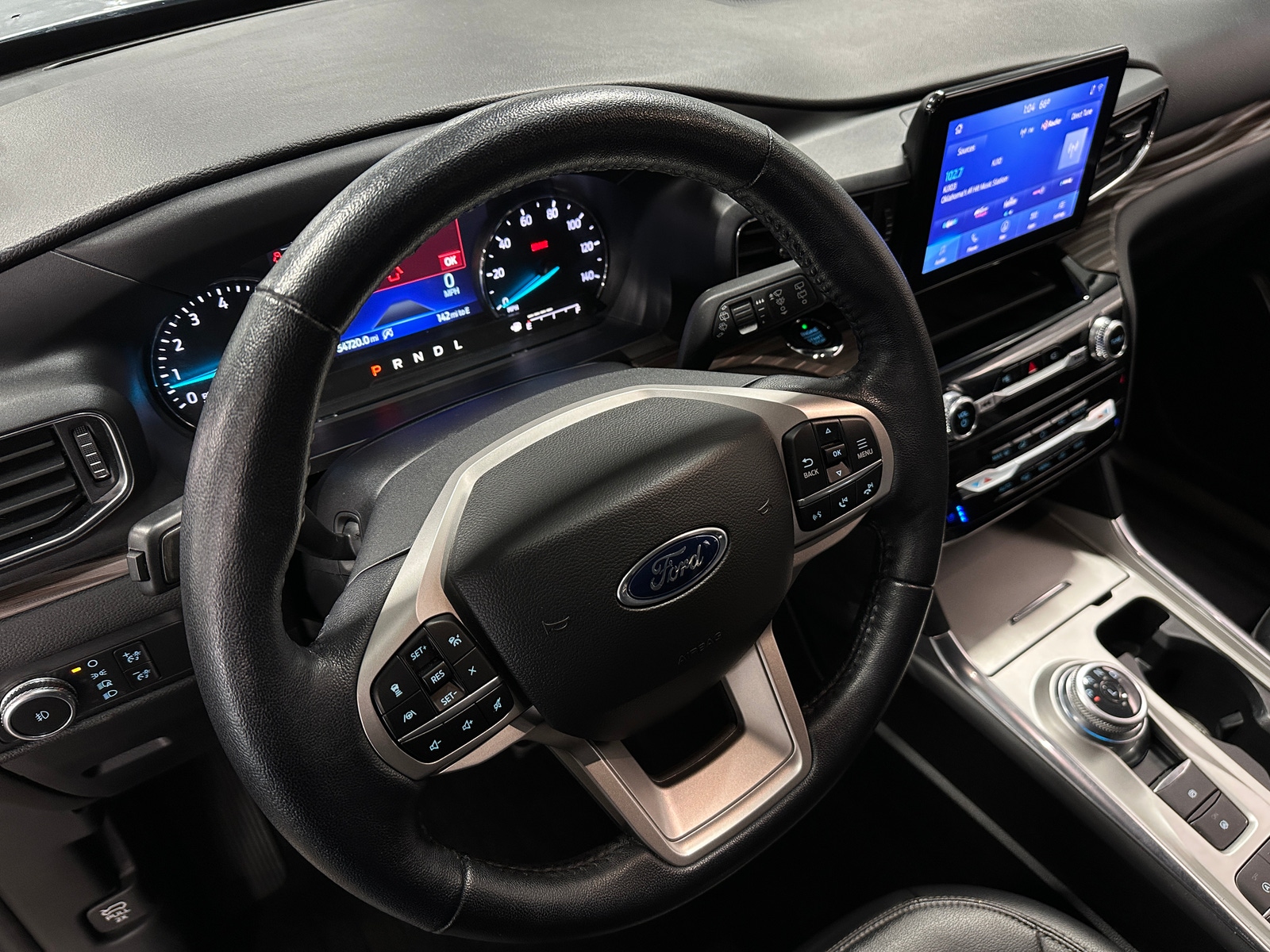 Thumbnail: 2021 Ford Explorer - 4
