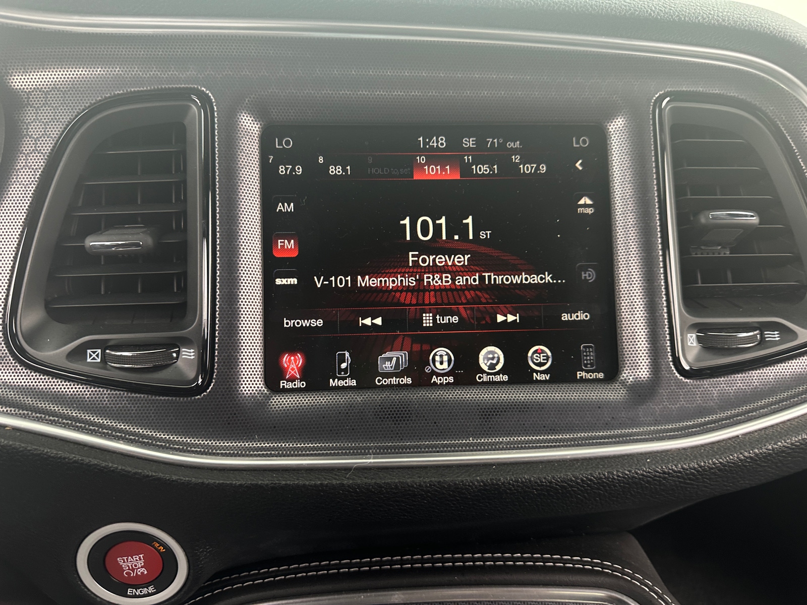 Thumbnail: 2015 Dodge Challenger - 2