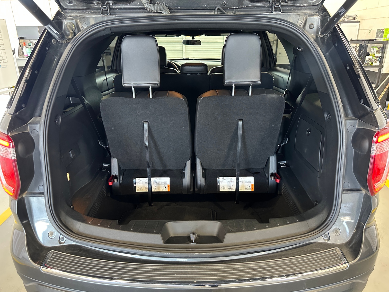 Thumbnail: 2018 Ford Explorer - 7