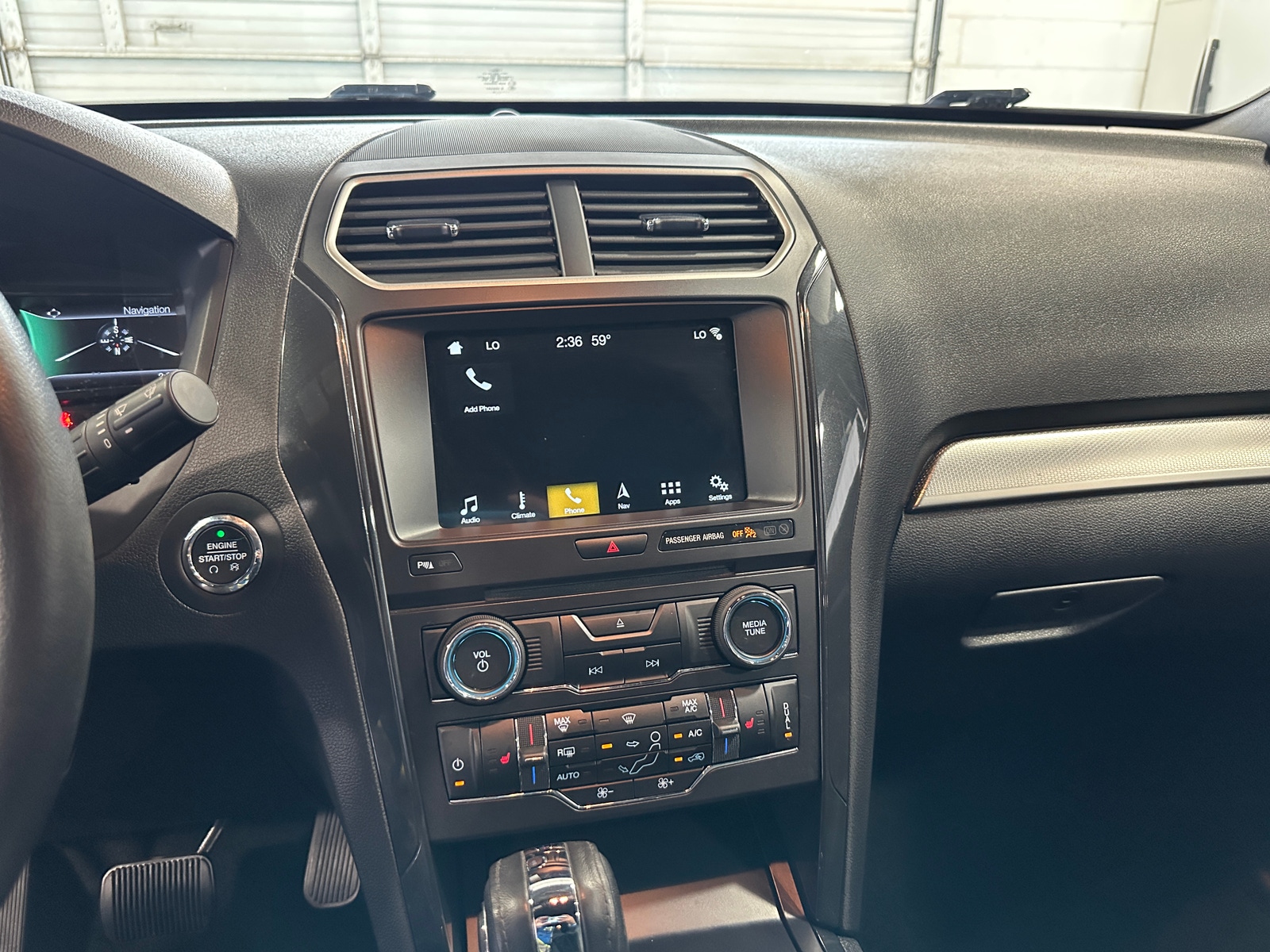 Thumbnail: 2018 Ford Explorer - 4