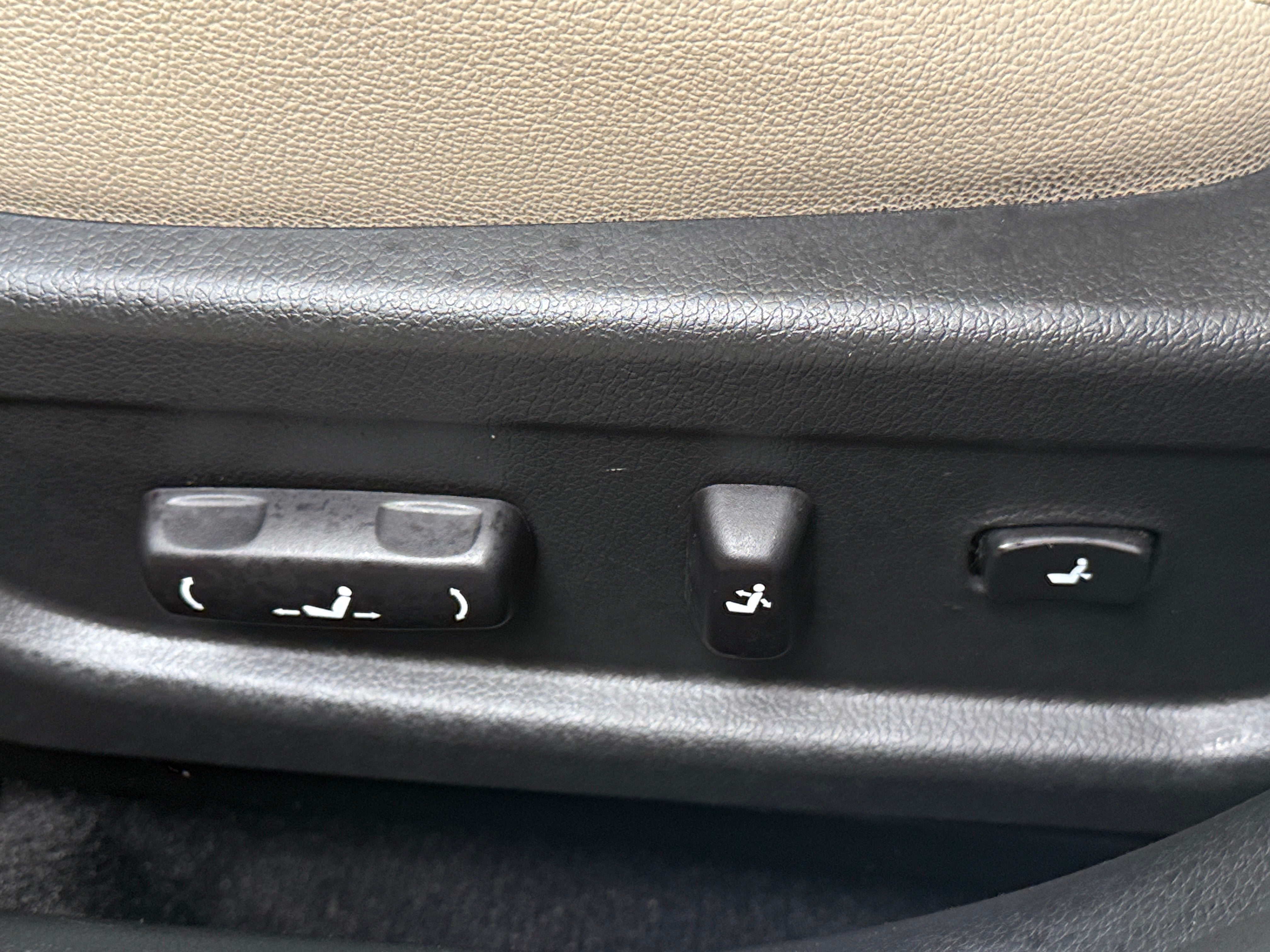 Used 2015 Kia Optima EX with VIN 5XXGN4A79FG403646 for sale in Oak Creek, WI