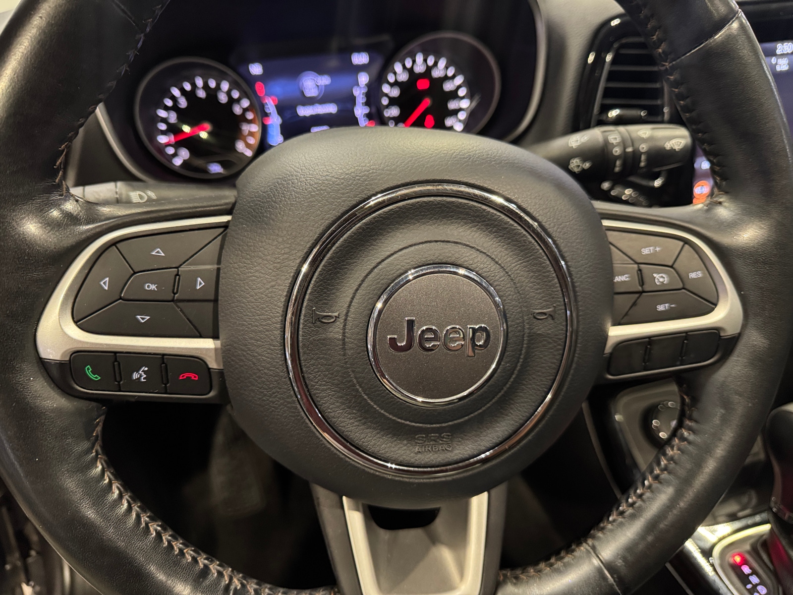 Thumbnail: 2018 Jeep Compass - 4